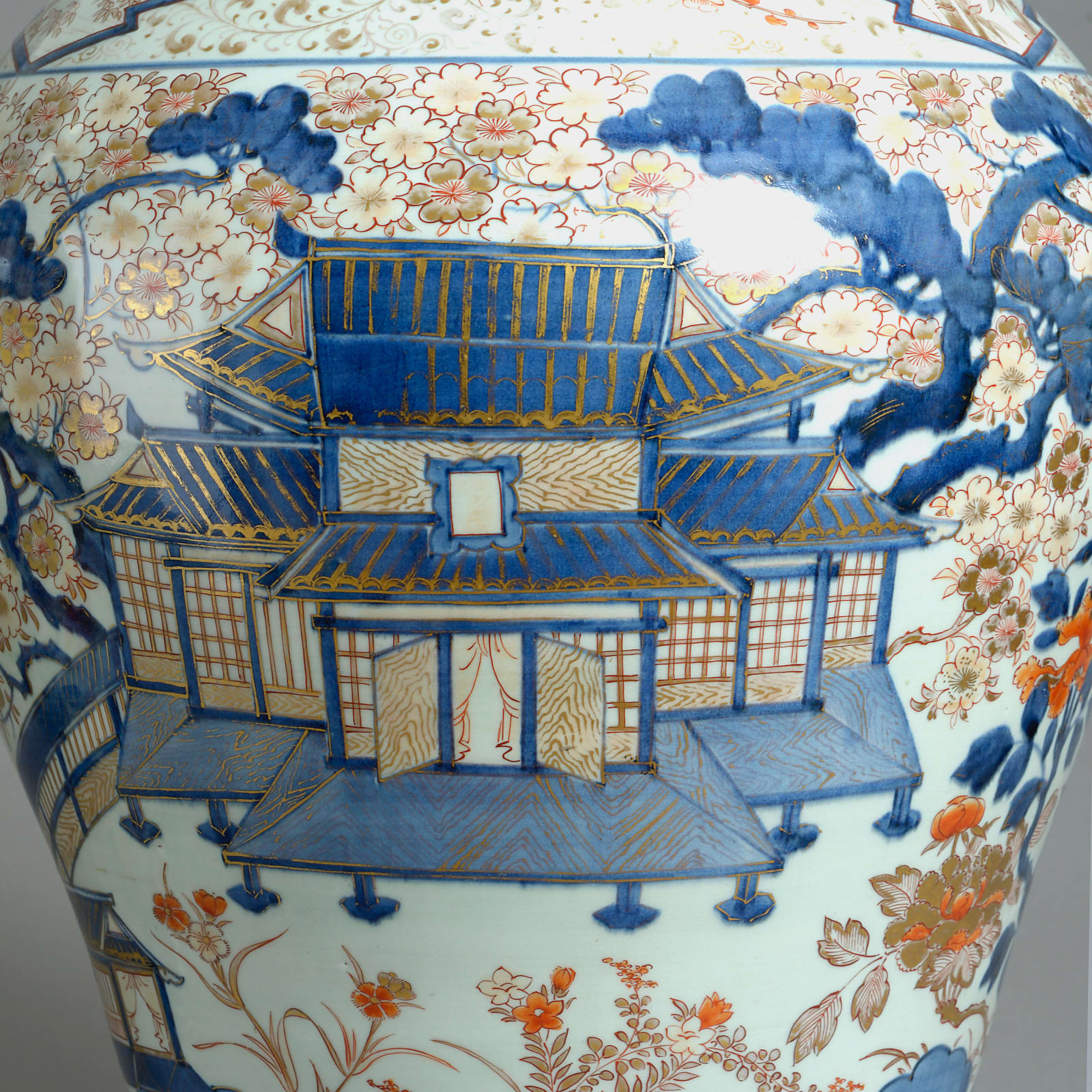 MAGNIFICENT PAIR OF JAPANESE IMARI VASES