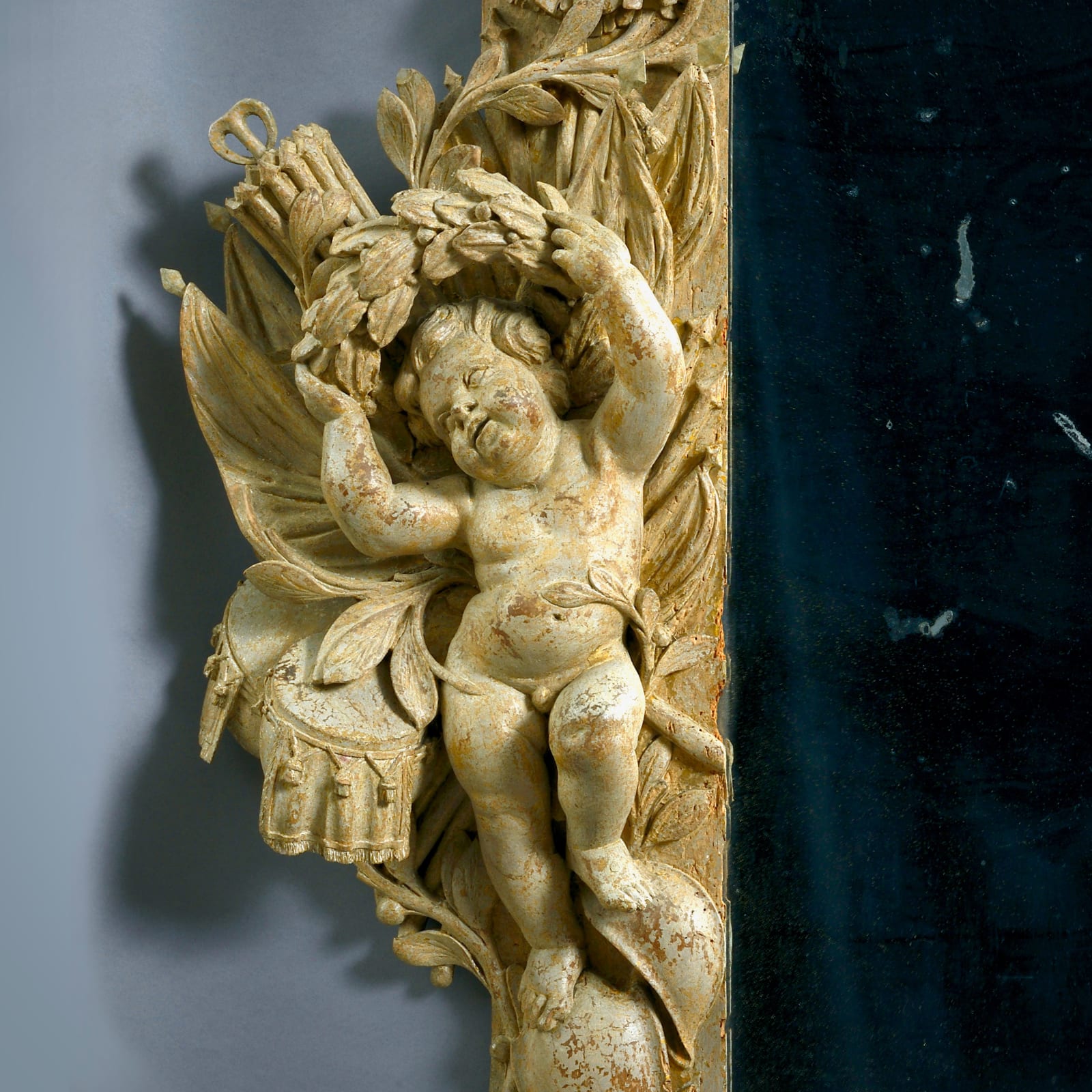 DUTCH BAROQUE STONE-PAINTED CARVED LIMEWOOD MIRROR