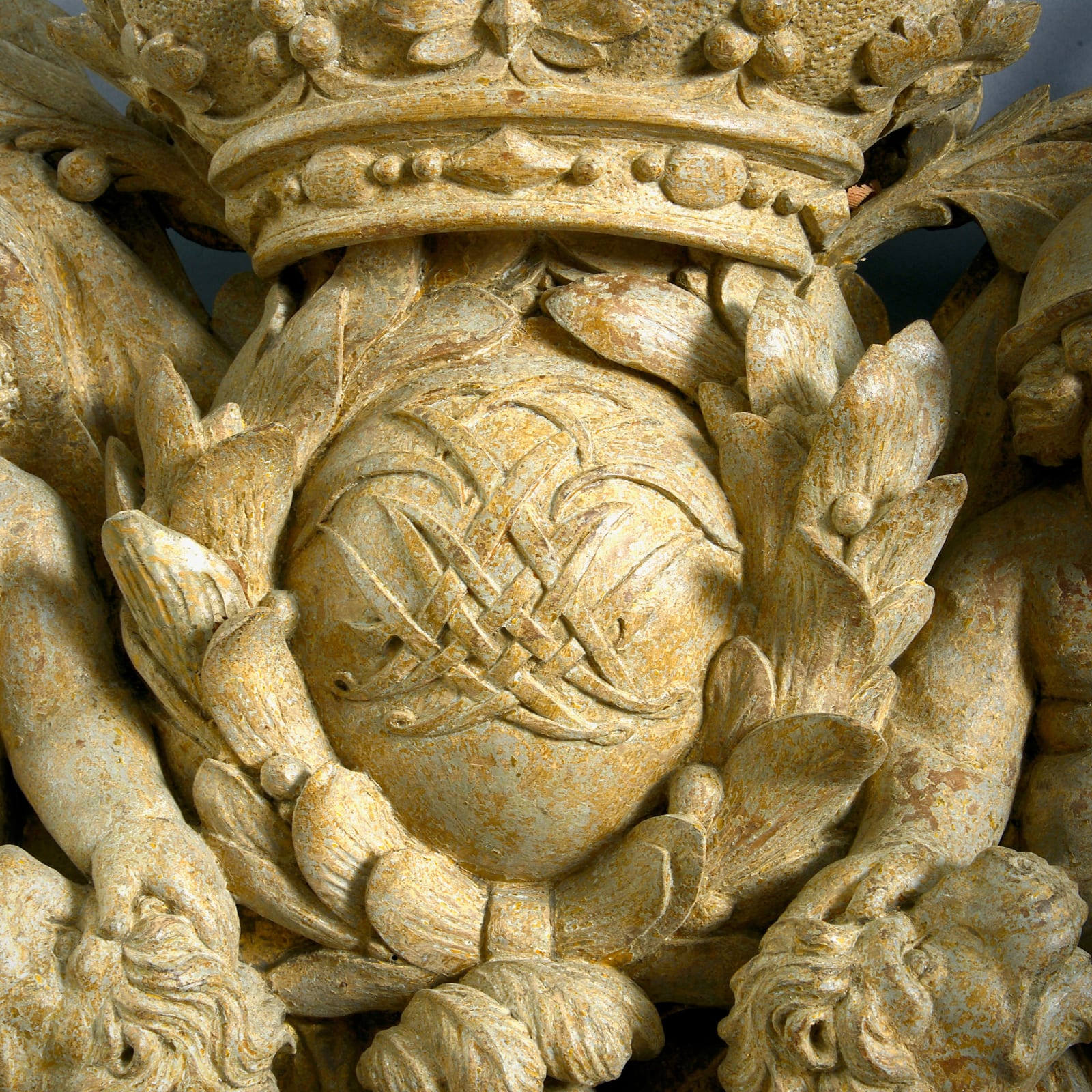 DUTCH BAROQUE STONE-PAINTED CARVED LIMEWOOD MIRROR