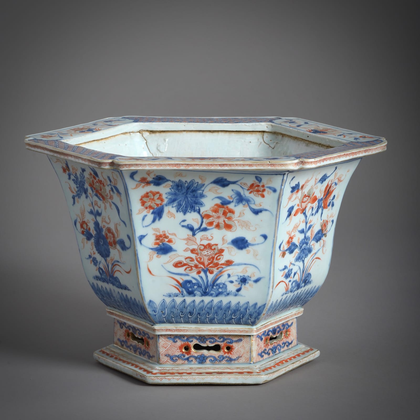 Chinese Imari Jardinière