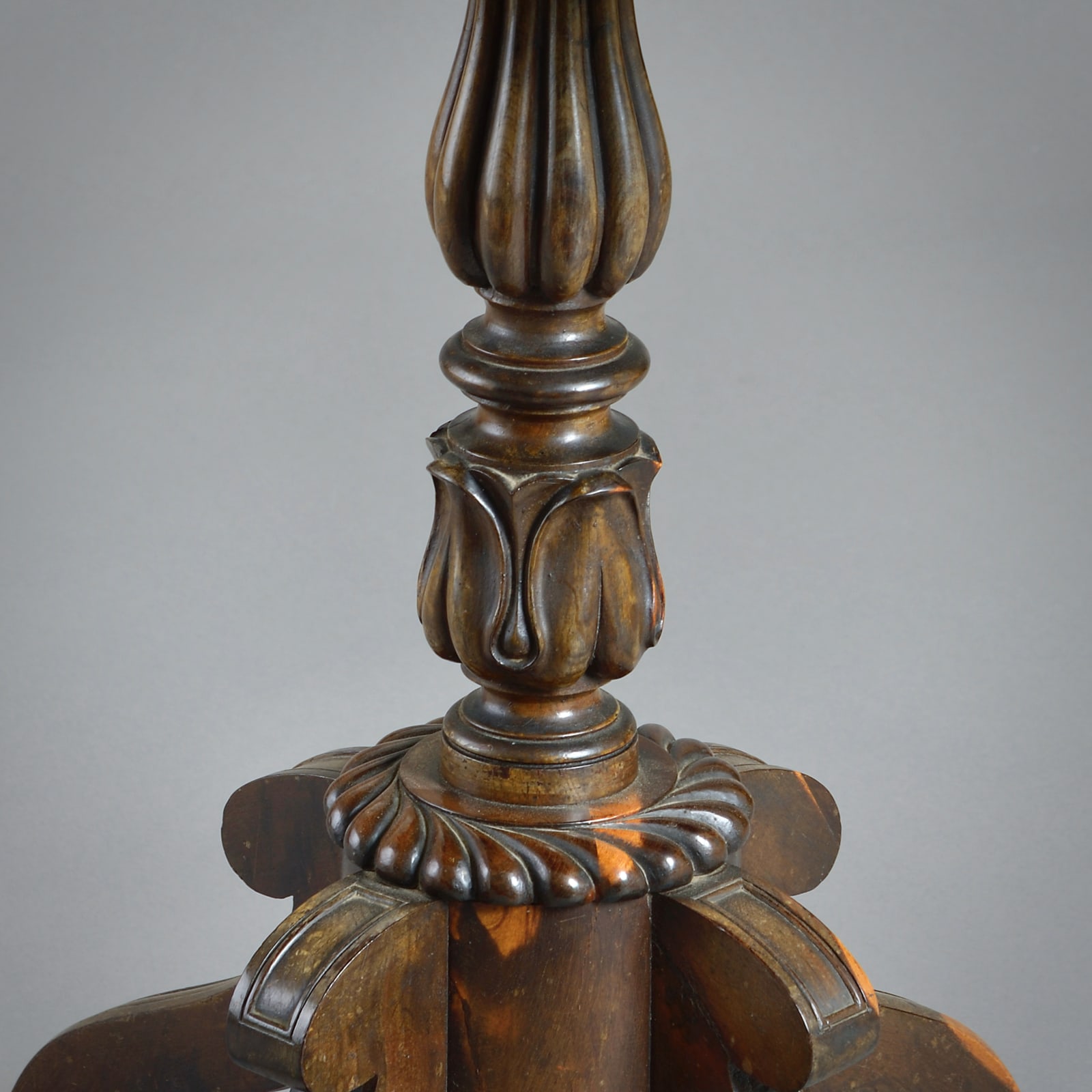 GEORGE IV SCOTTISH LABURNUM LAMP TABLE ATTRIBUTED TO JAMES MEIN OF KELSO