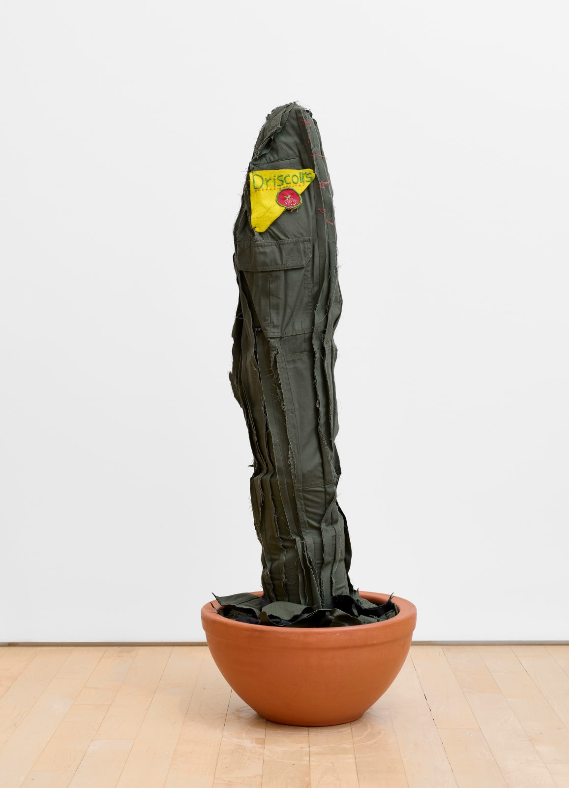 Margarita Cabrera, Space in Between - Bisnaga, in collaboration with J.D. (Mexico/USA), 2016