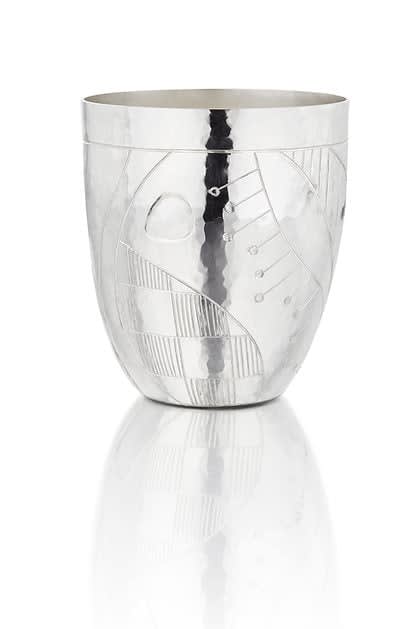 Iona Hall, Drifting Shores Vessel