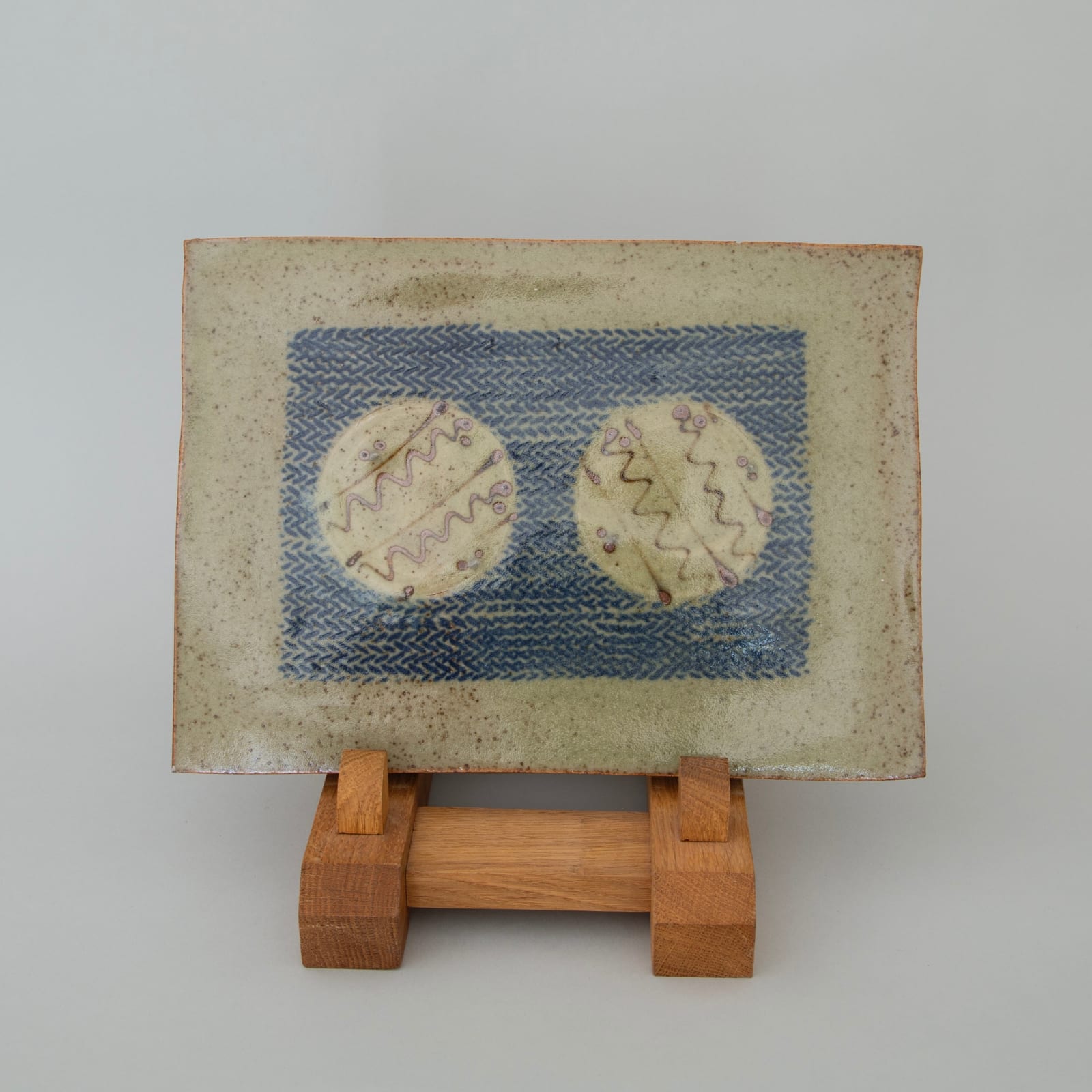 William Plumptre, Large tile with two circles, 2019
