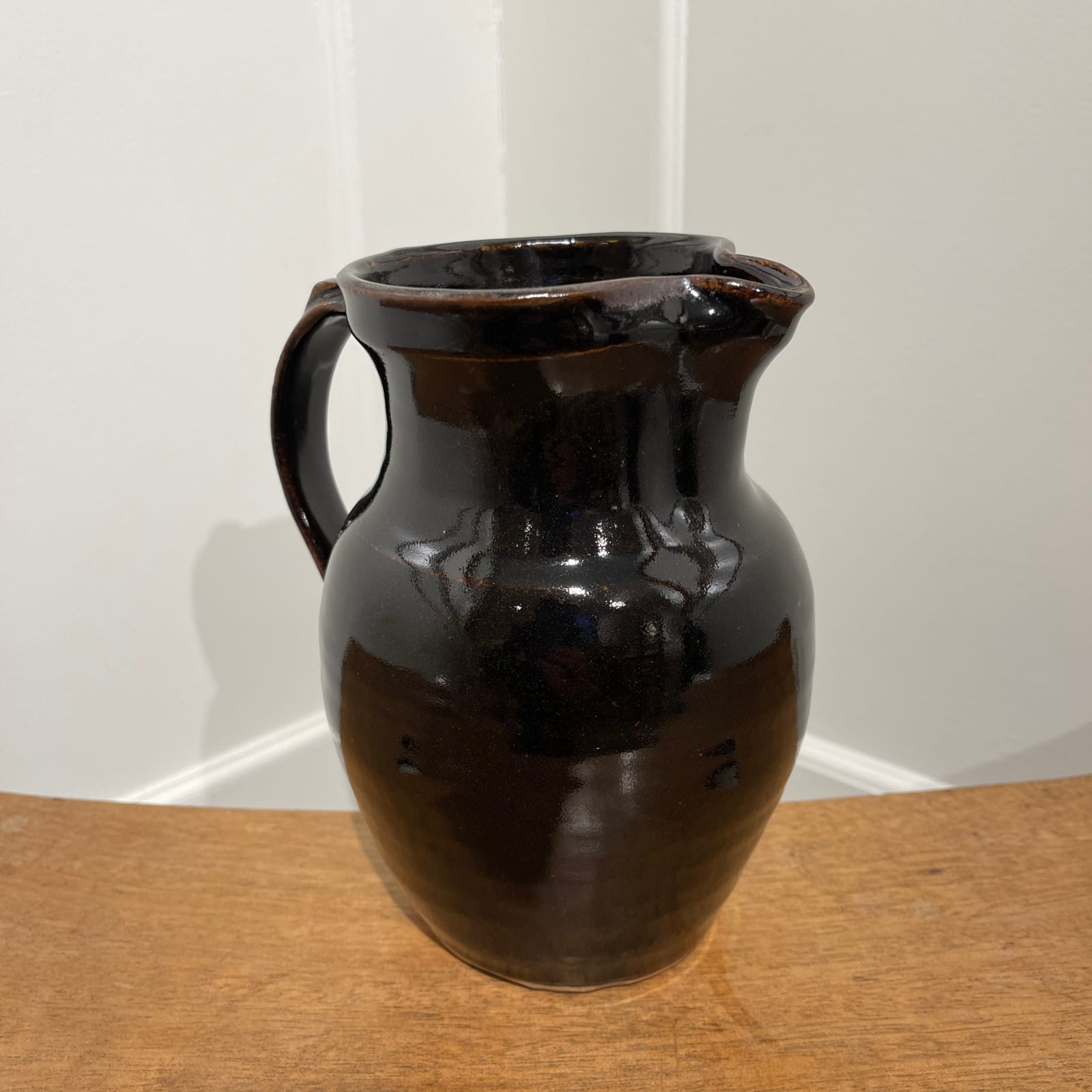 Ray Finch, Small dark jug