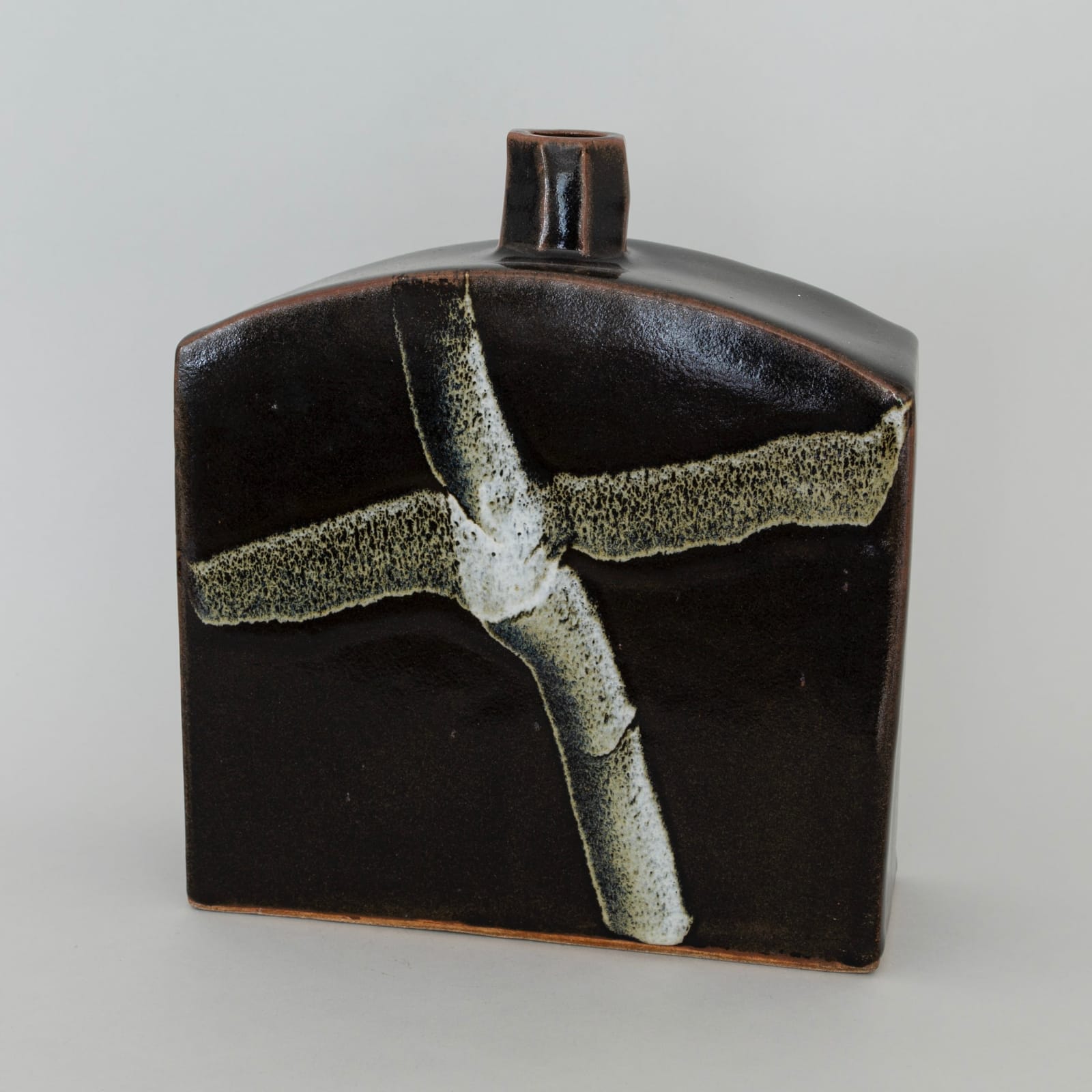 Peter Swanson, Wide slab bottle III