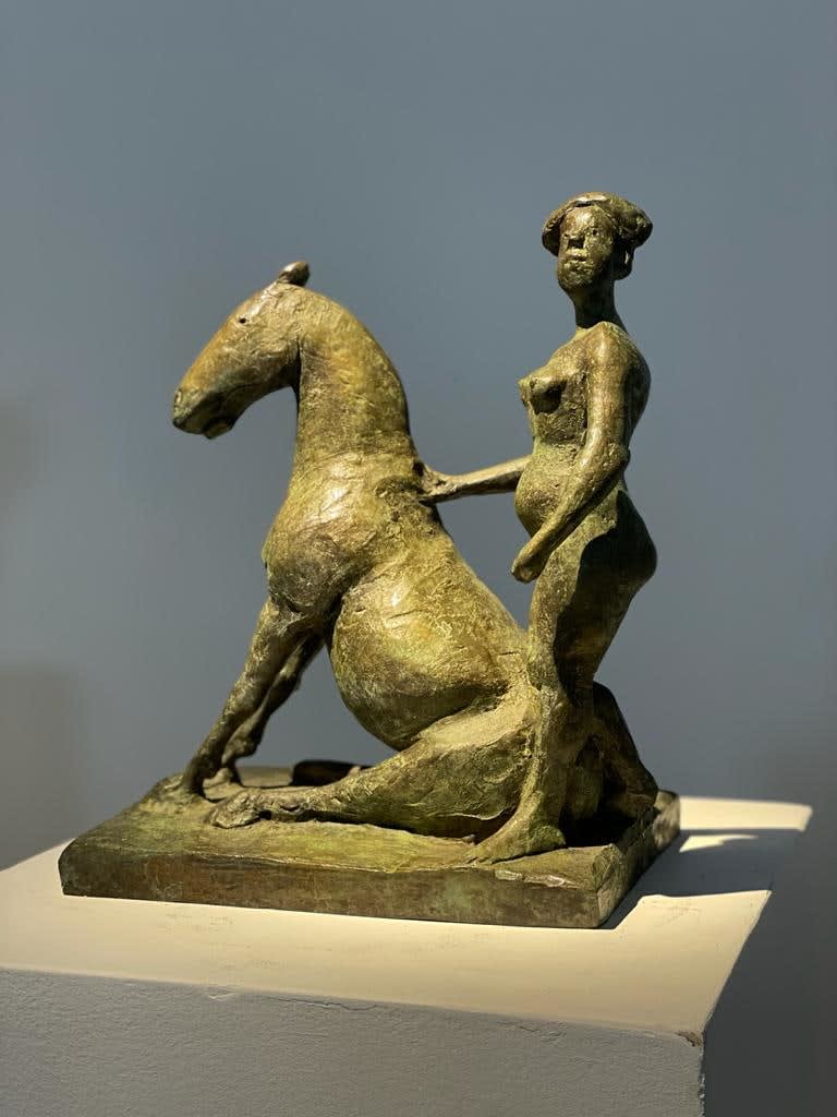 Olivia Musgrave, Amazon with Seated Horse, 2019