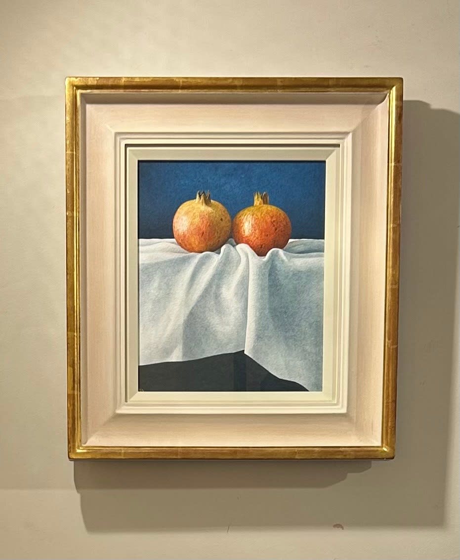 Nigel Ashcroft, Pomegranates on a white cloth