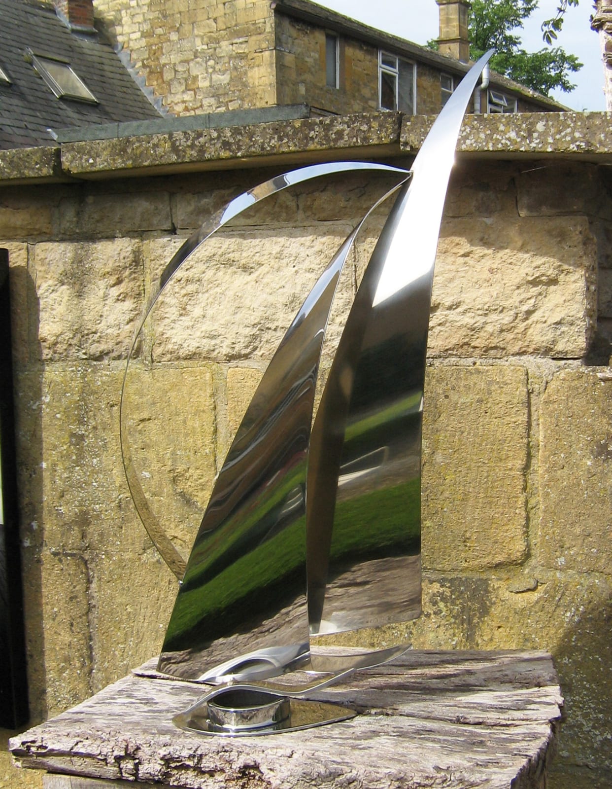 John Mellows, Large yacht on wave base *