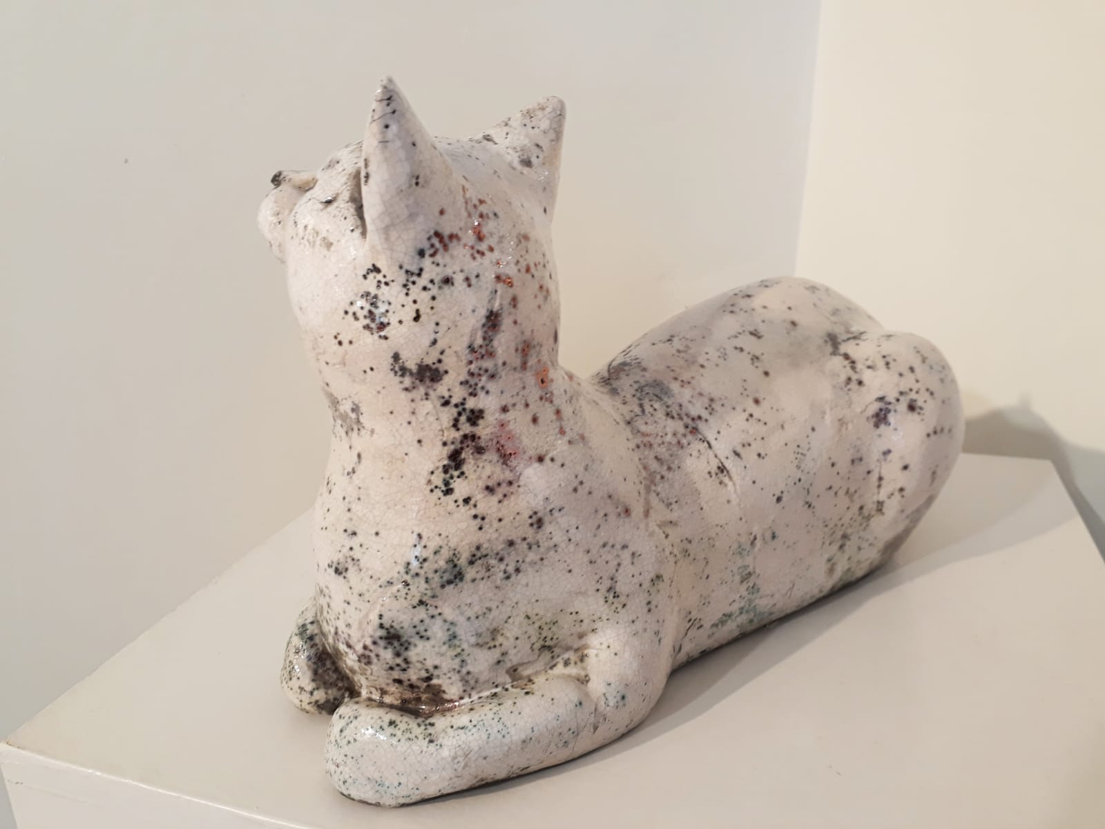 Christine Baxter, Sitting cat SOLD