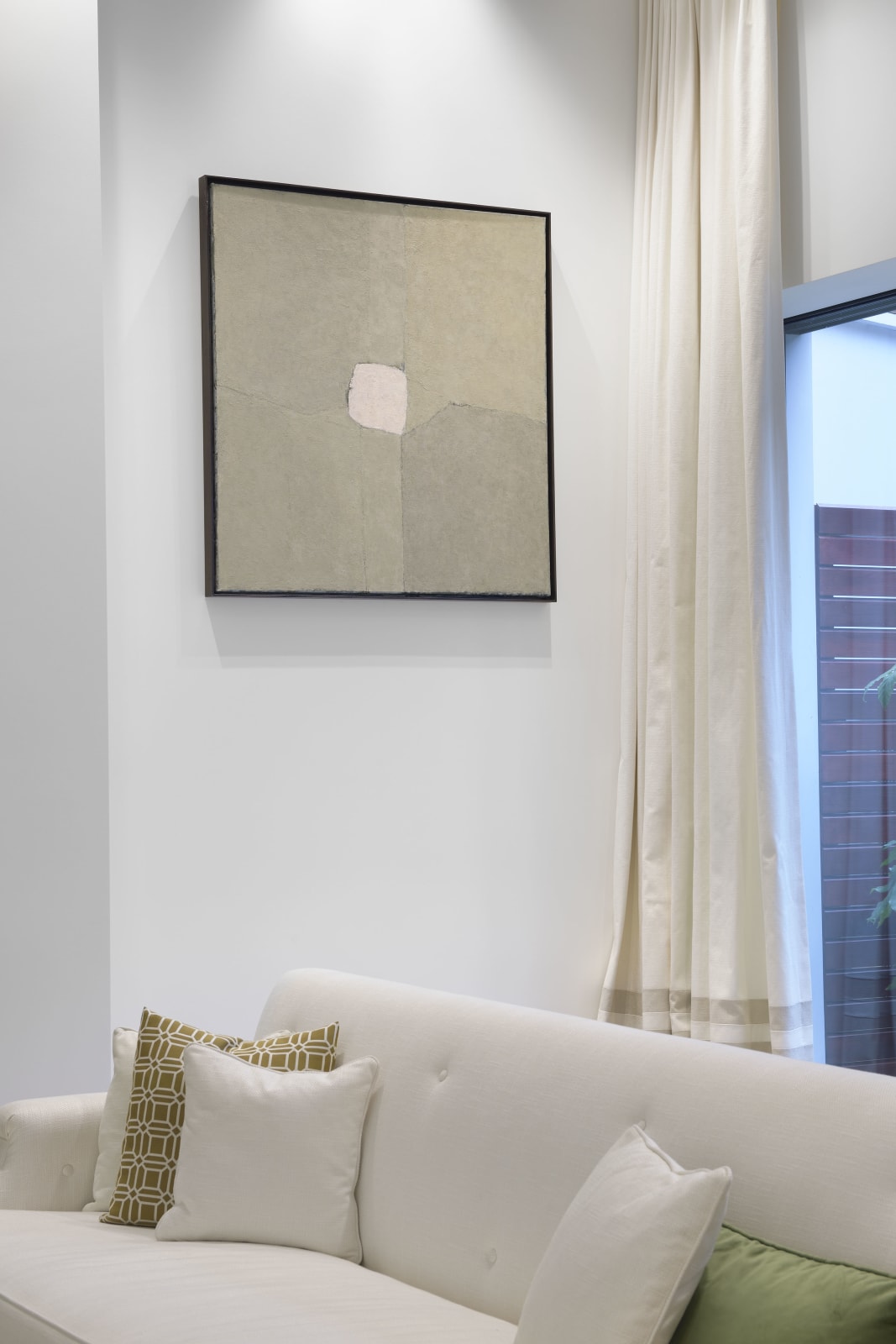 Carol Mahtab, Abstract in Grey
