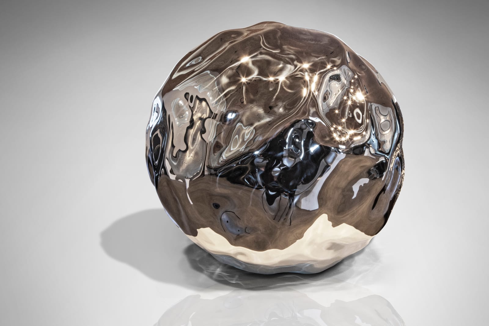 Jonathan Prince, Mantle