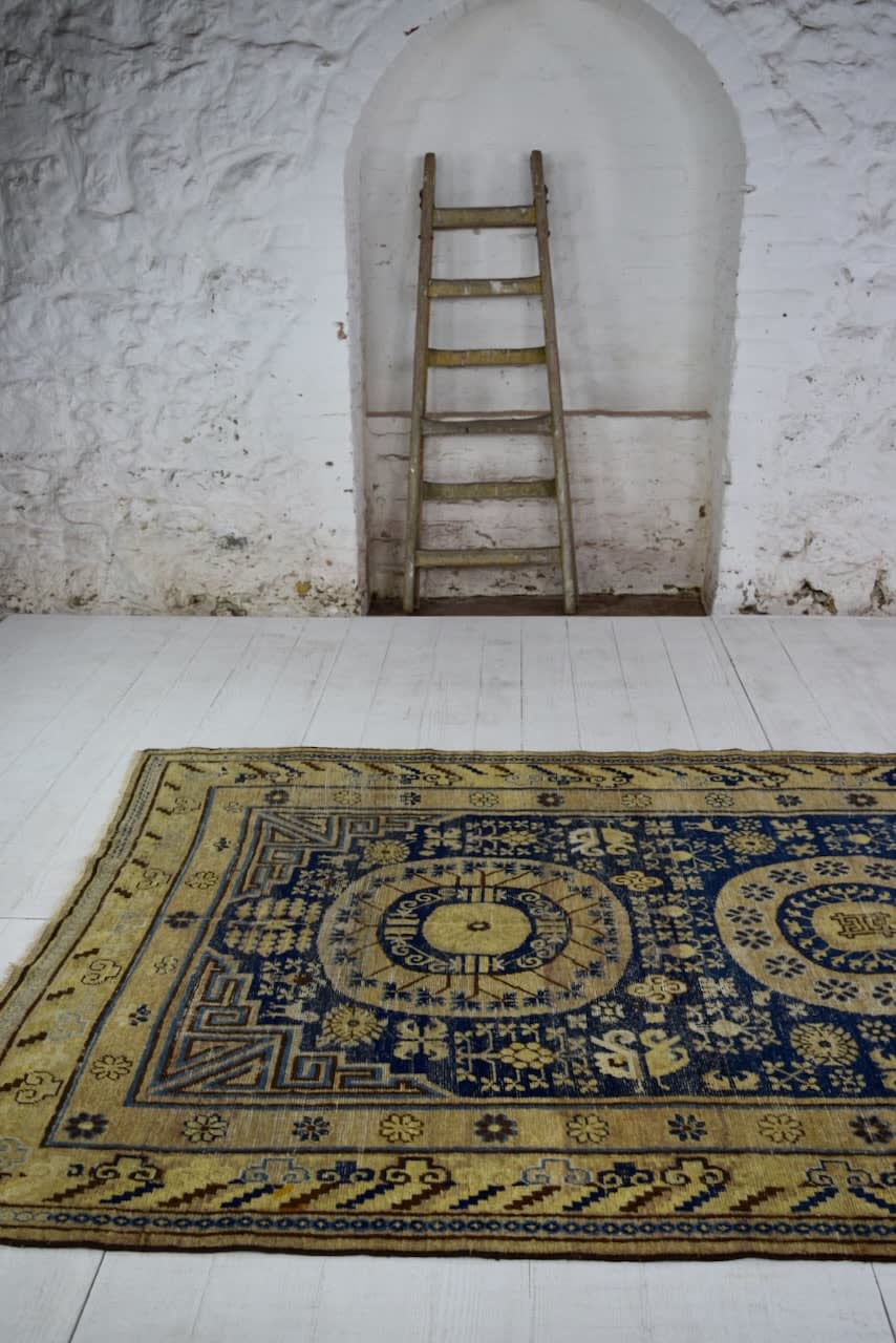 Khotan carpet, Chinese Turkestan