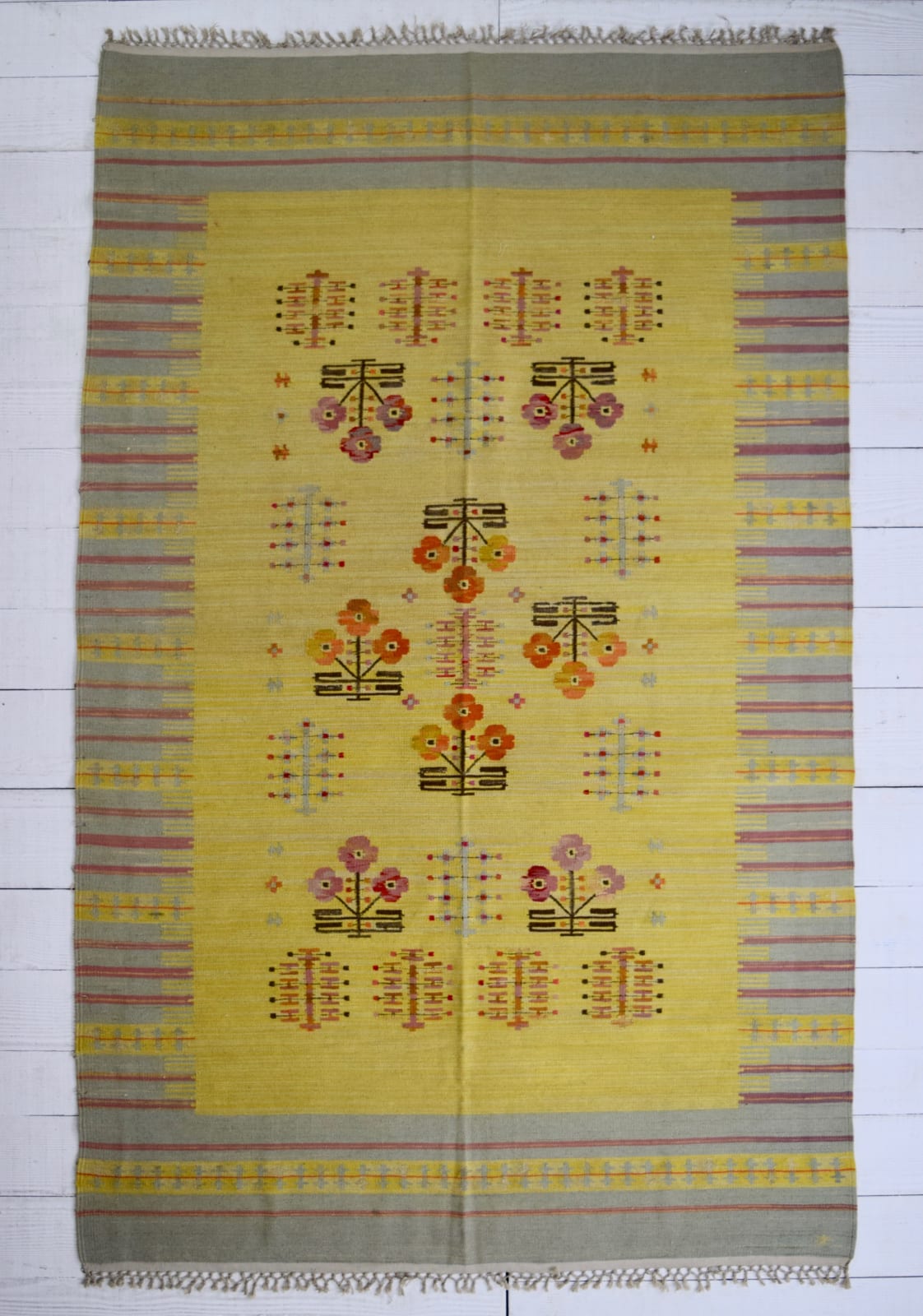 Polish kilim by Wanda Krakow