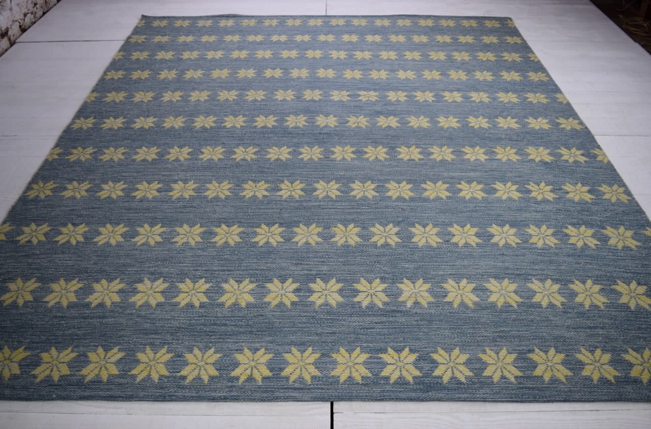 Star double-sided flatwoven rug, India