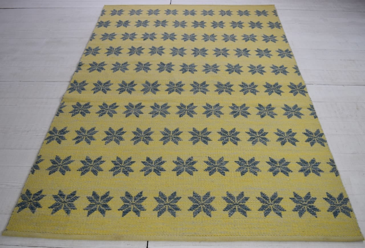 Star double-sided flatwoven rug, India