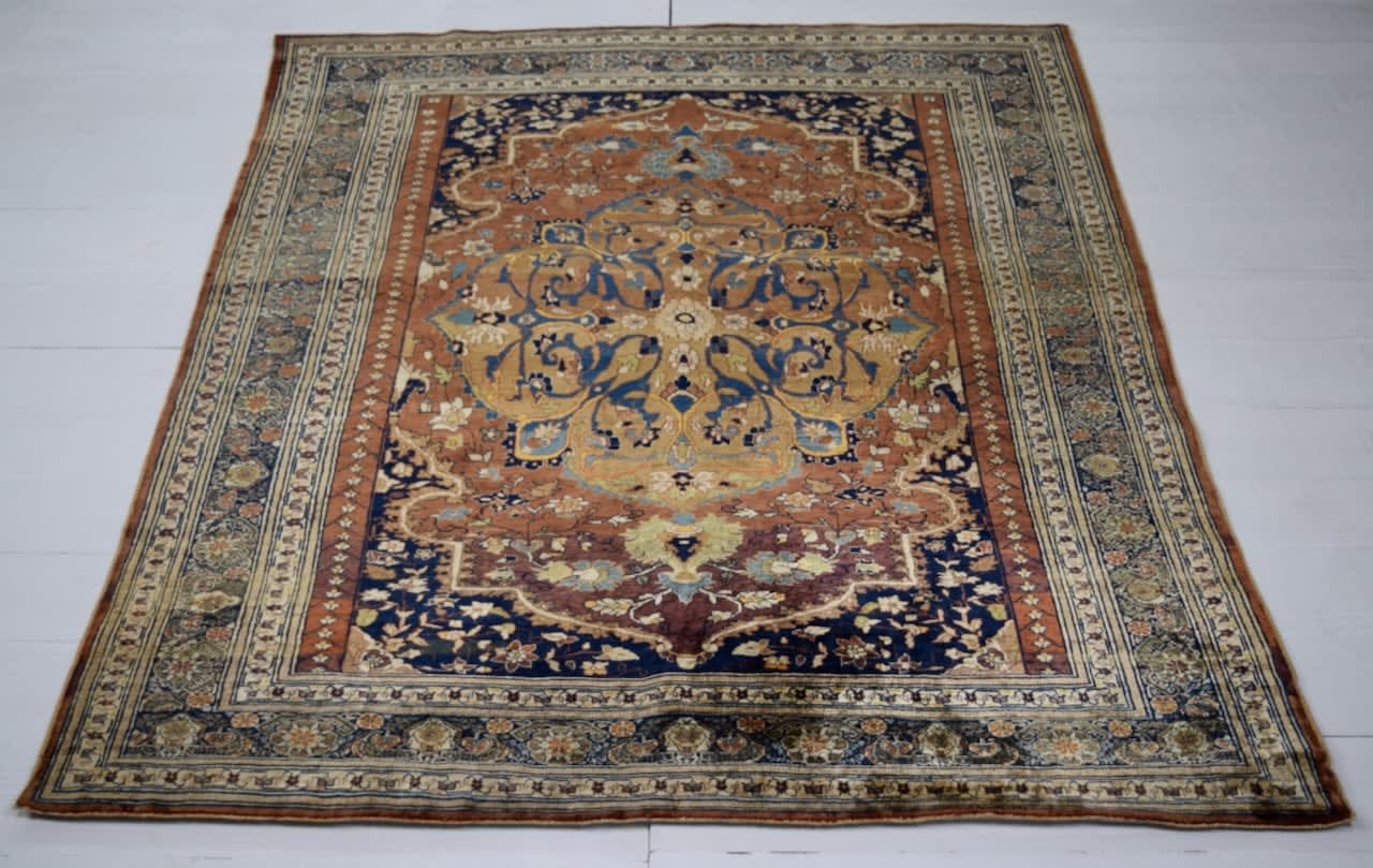 fine silk Heriz rug, Persia