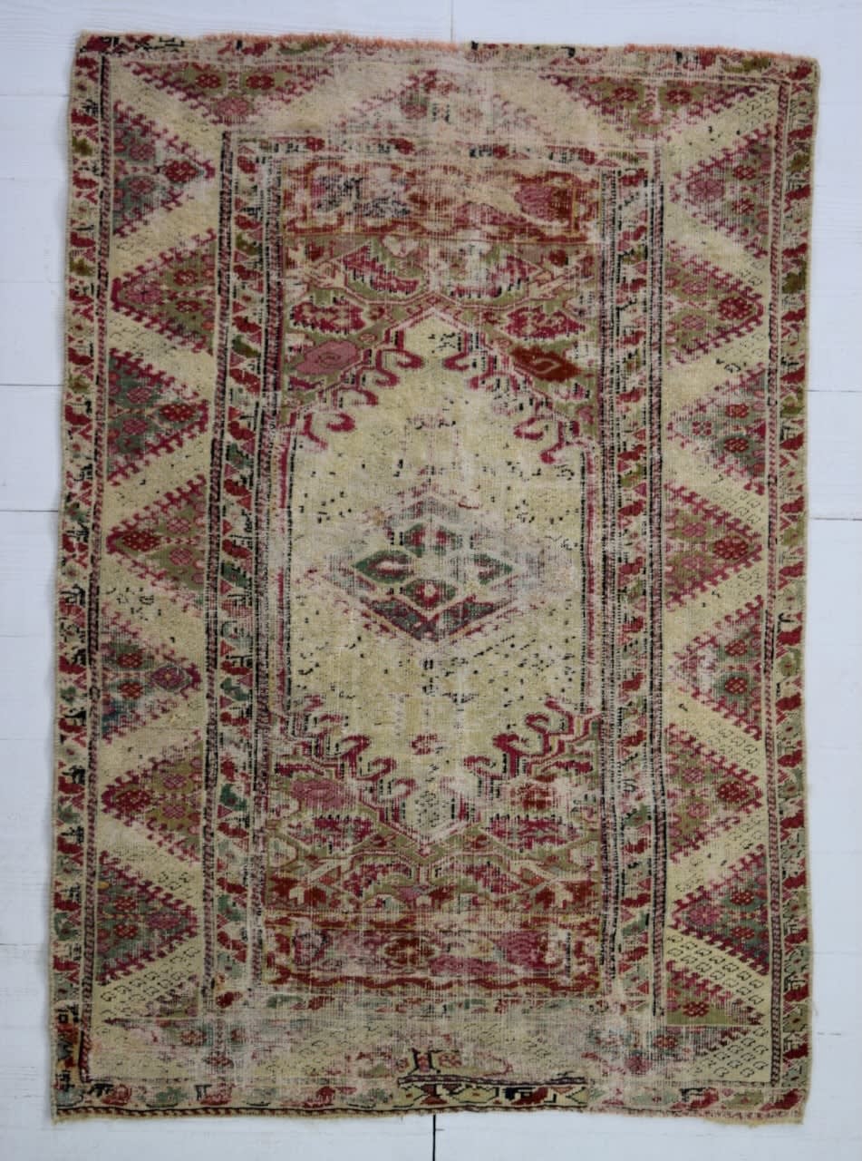 Ghiordes rug, Anatolia