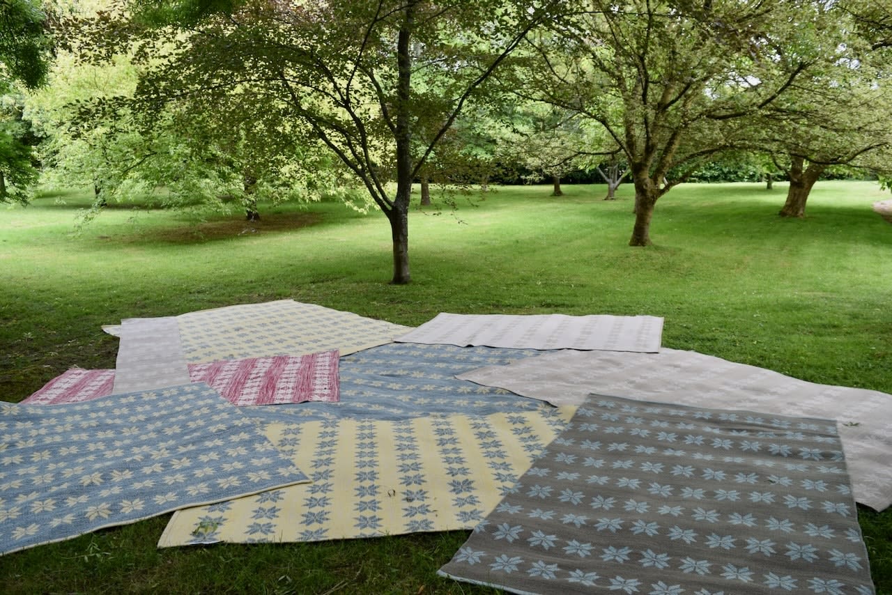 Star double-sided flatwoven rug