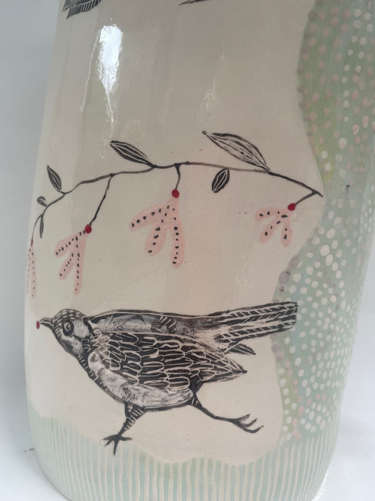 Laurance Simon, Blackbird & Pink Flowers Jug