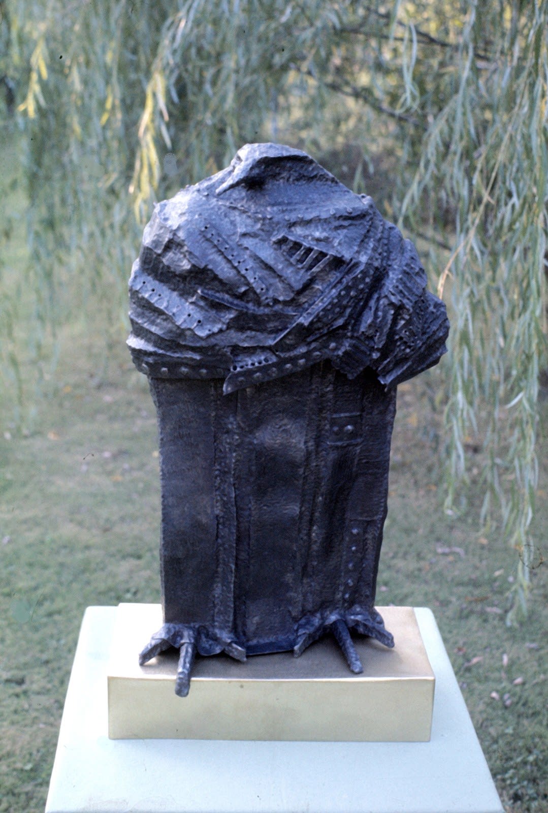 Robed Bird, 1975