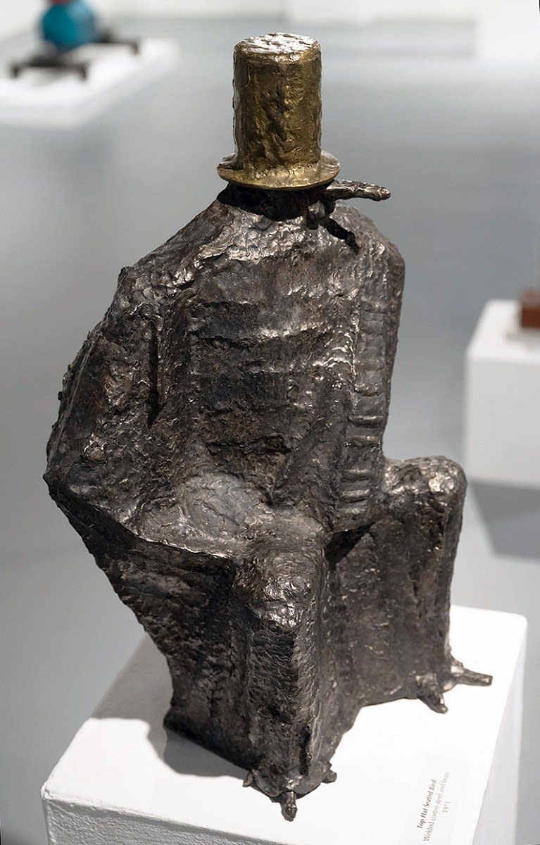 Top Hat Seated Bird, 1971