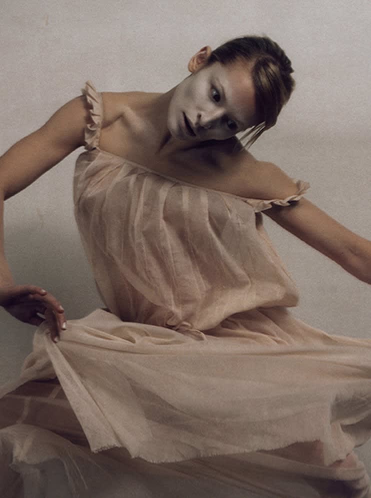 Julian Marshall, How To Spend It (Financial Times) (ii), 1998