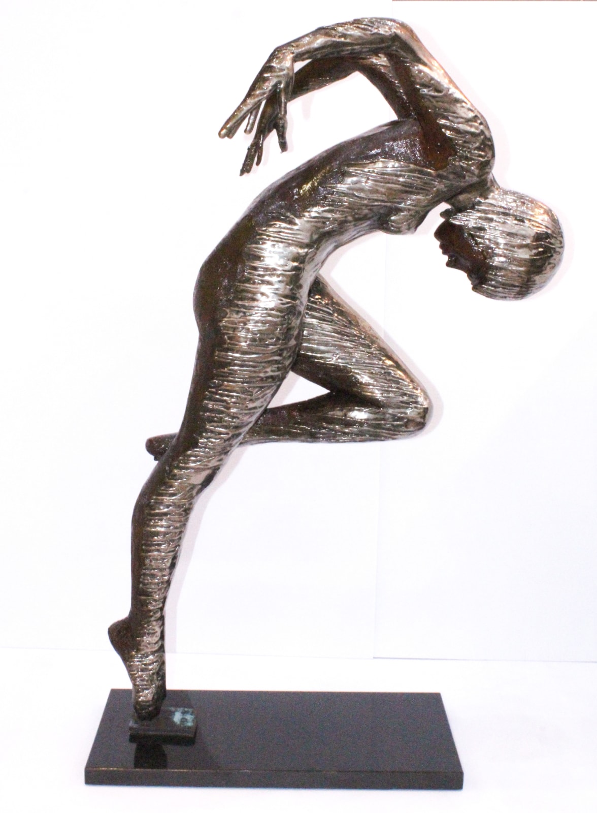 Louis Chanu, Charge, 2015