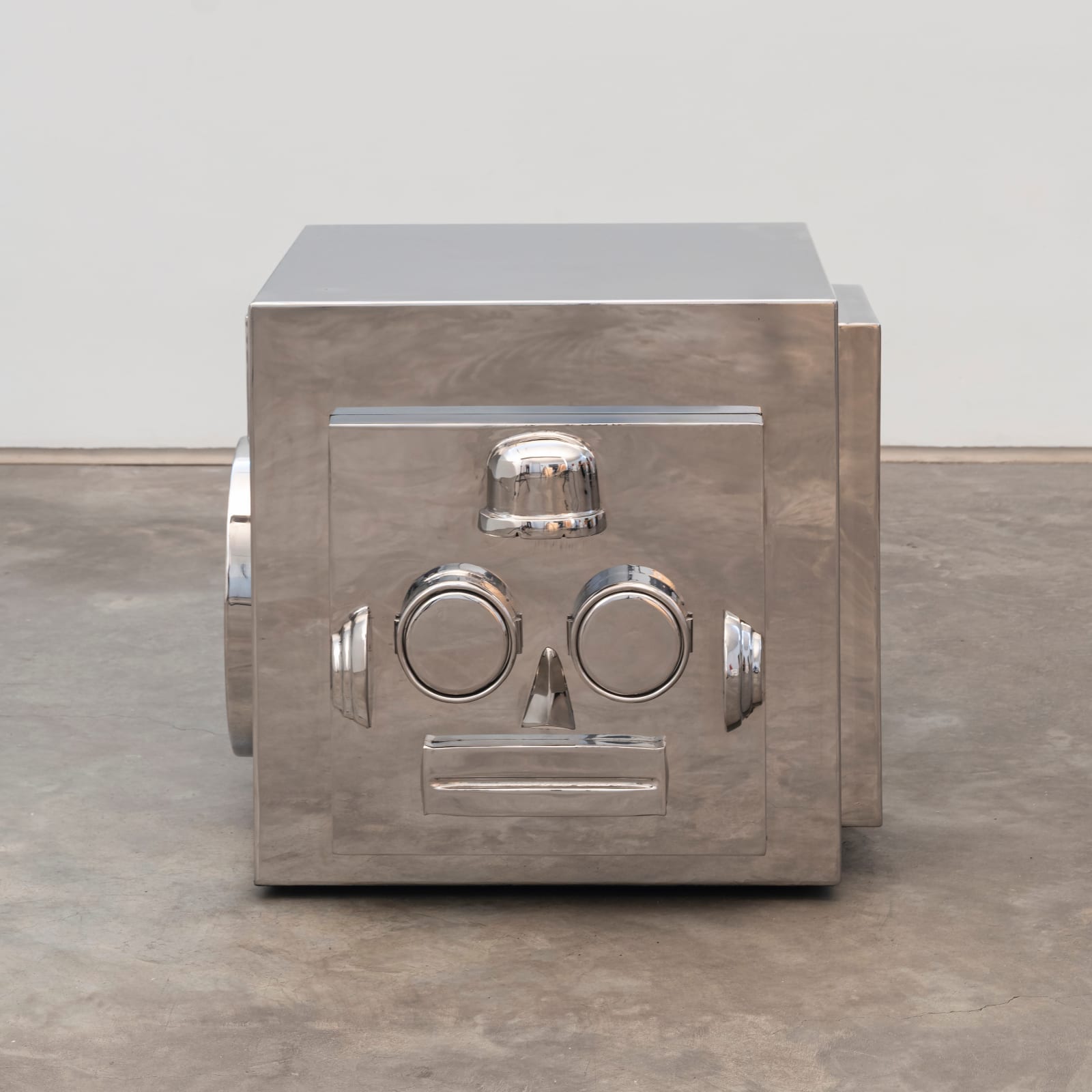 Kenny Schachter, Robo Cube Mirror, 2024