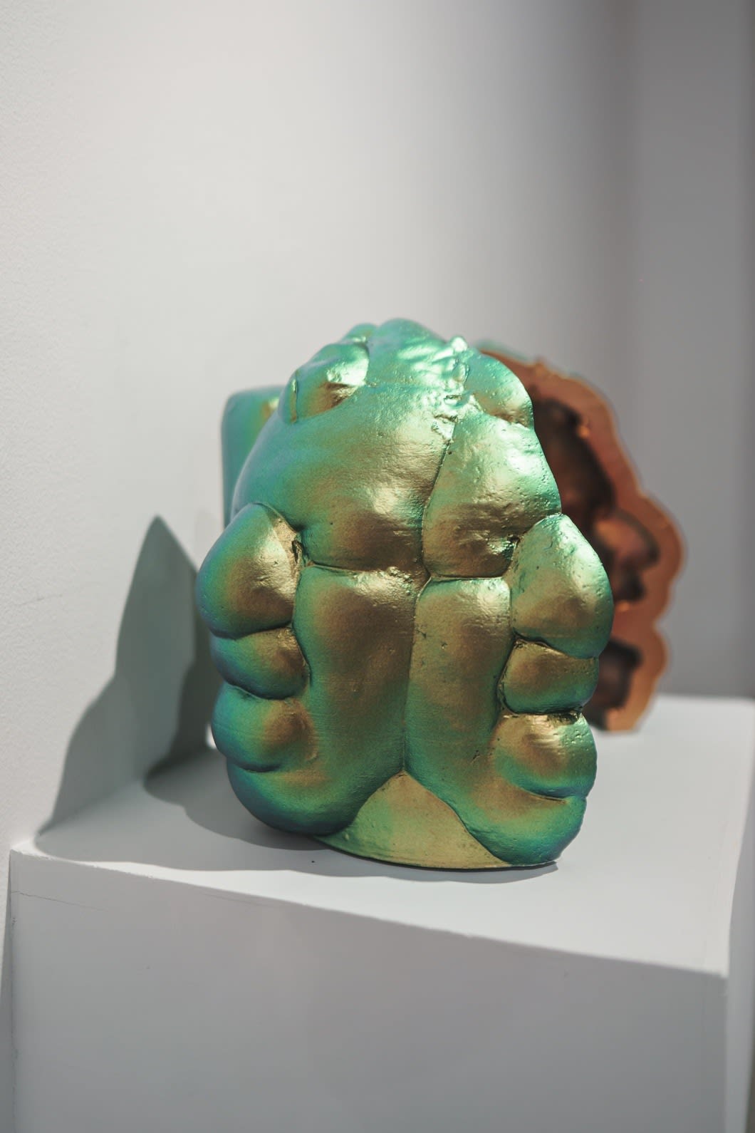 L N Tallur, The interstice (2 heads), 2021