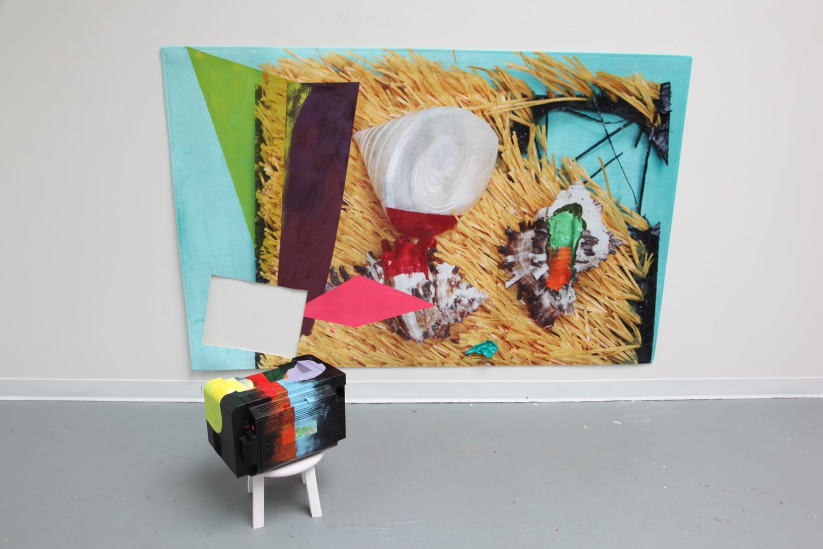 Jessica Stockholder, She sells sea shells by the sea shore, 2019