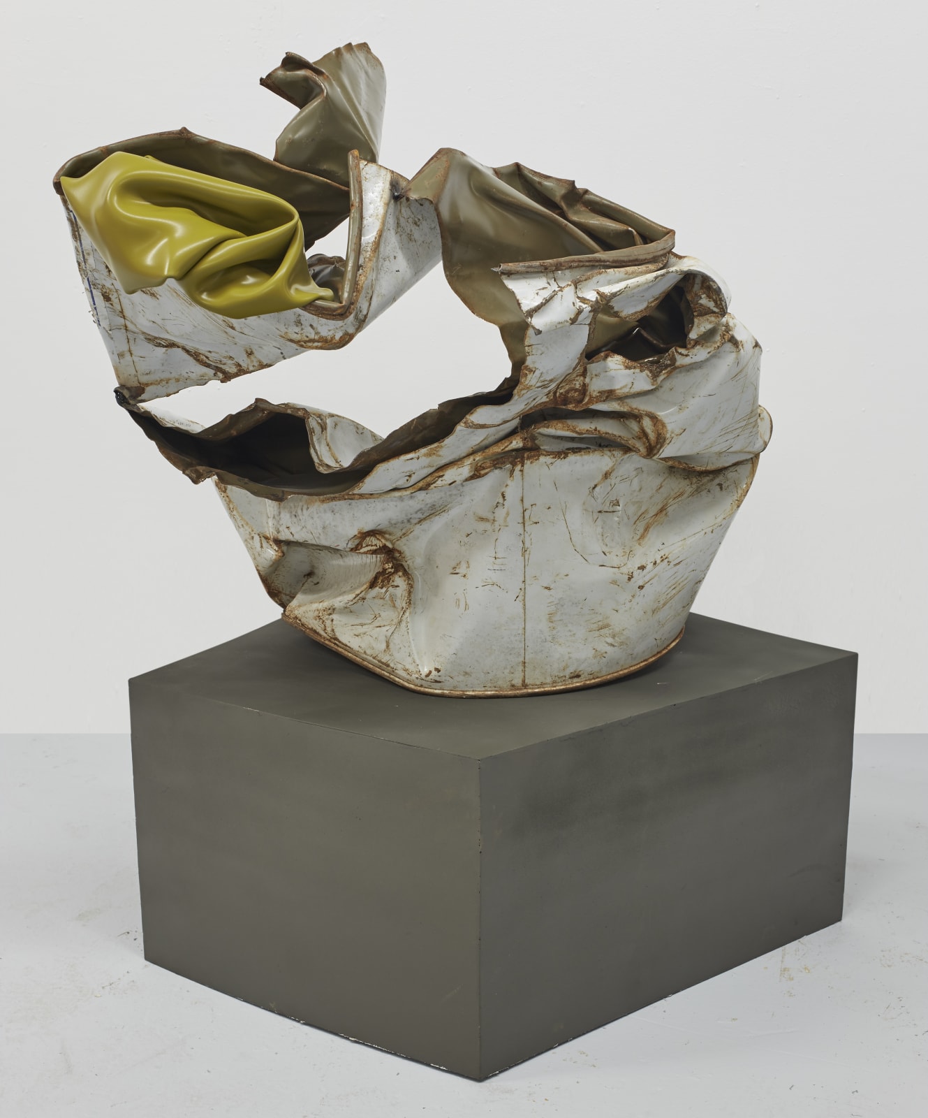 Kennedy Yanko, Split Form, 2019