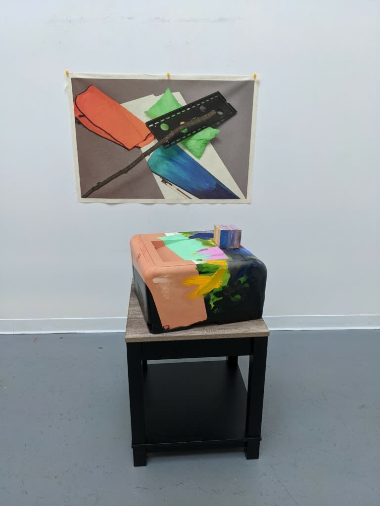 Jessica Stockholder, Keeping abreast, 2017