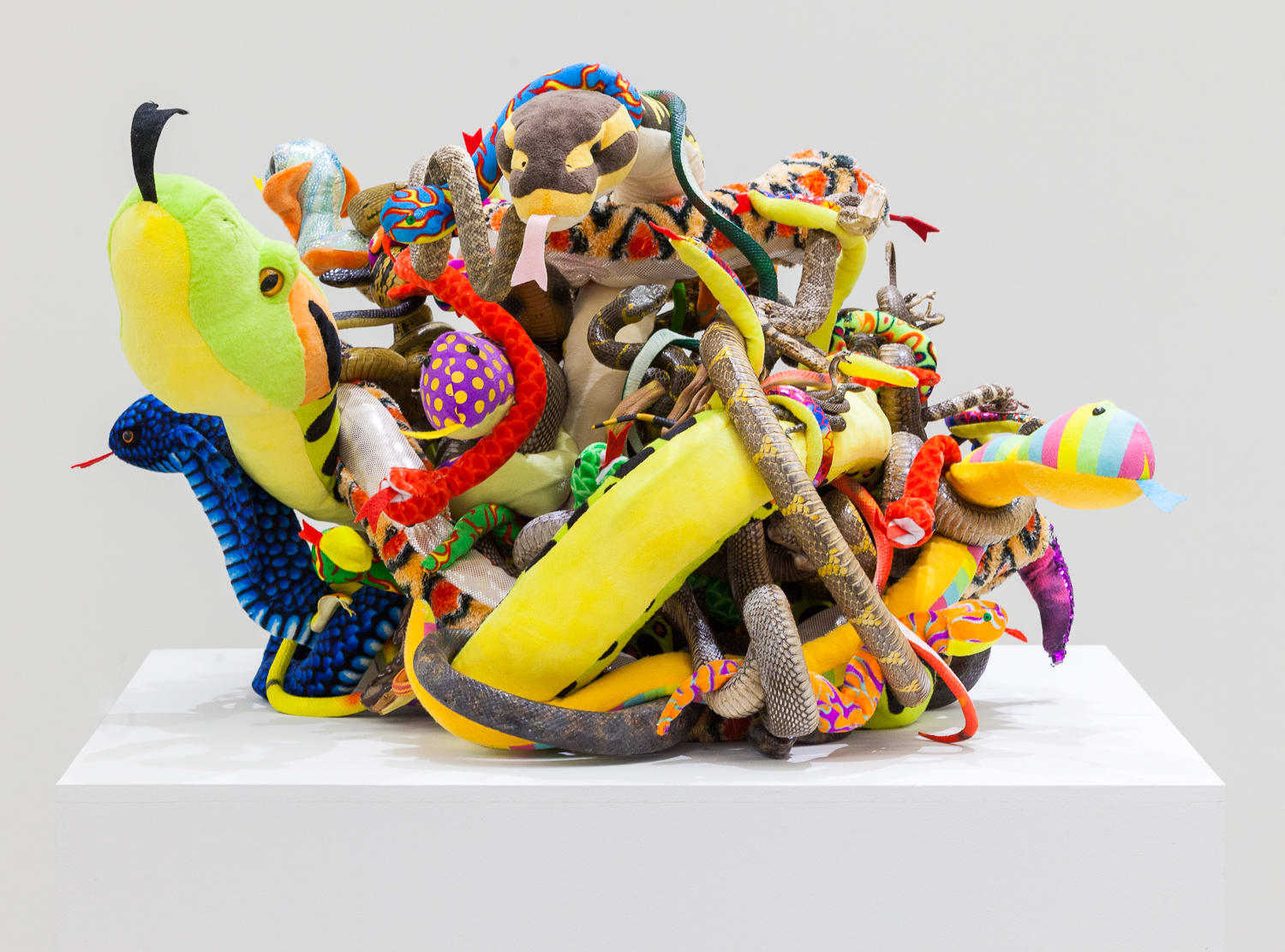 Tony Tasset, Snakes (A monument to the eternal battle between truth and fiction), 2020