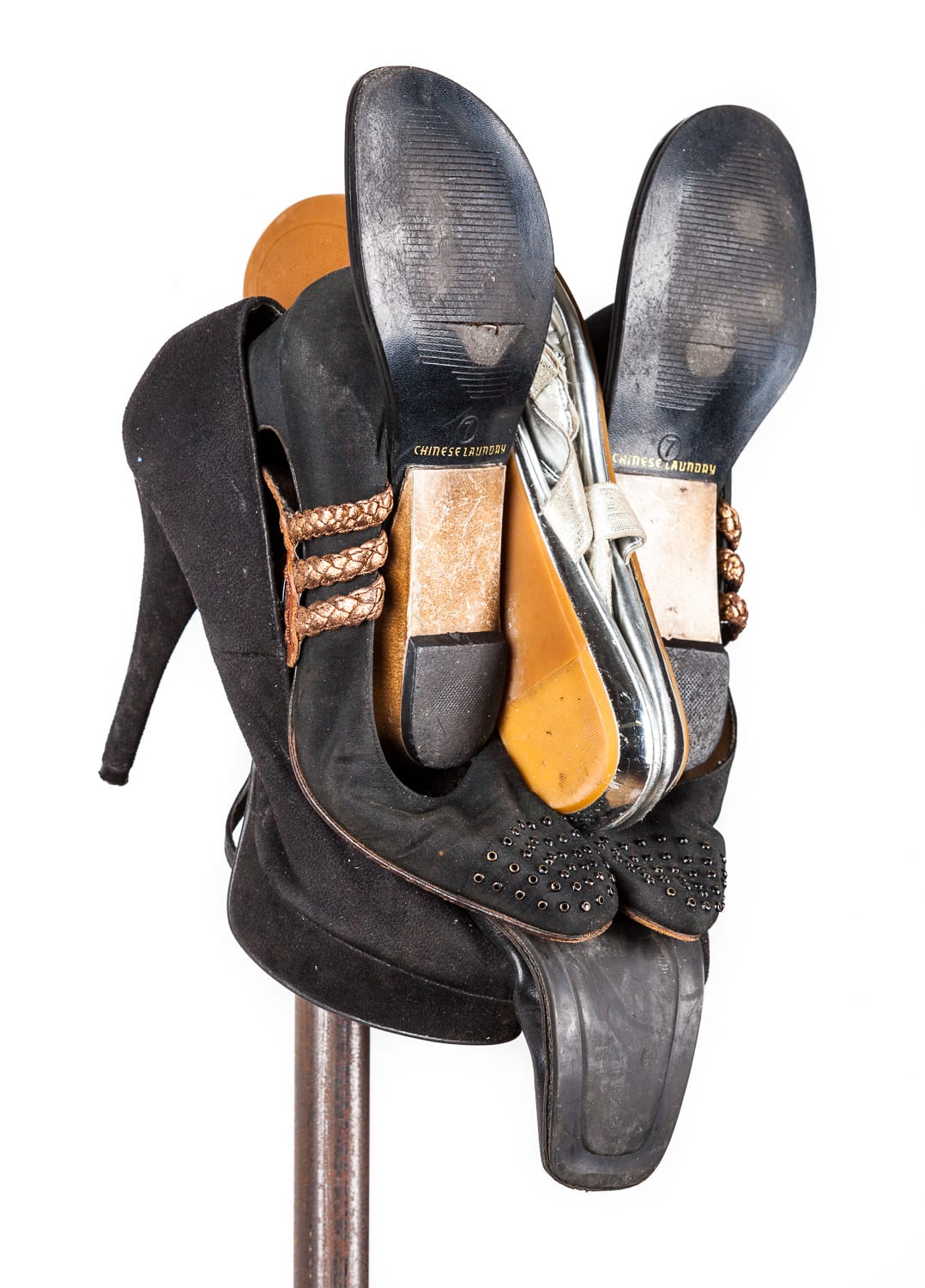 Willie Cole, Minnie X, 2019