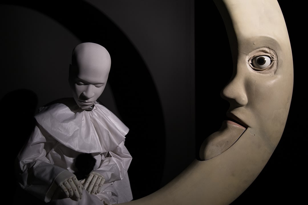 Glenn Kaino, L'ènetènafionale, 2015