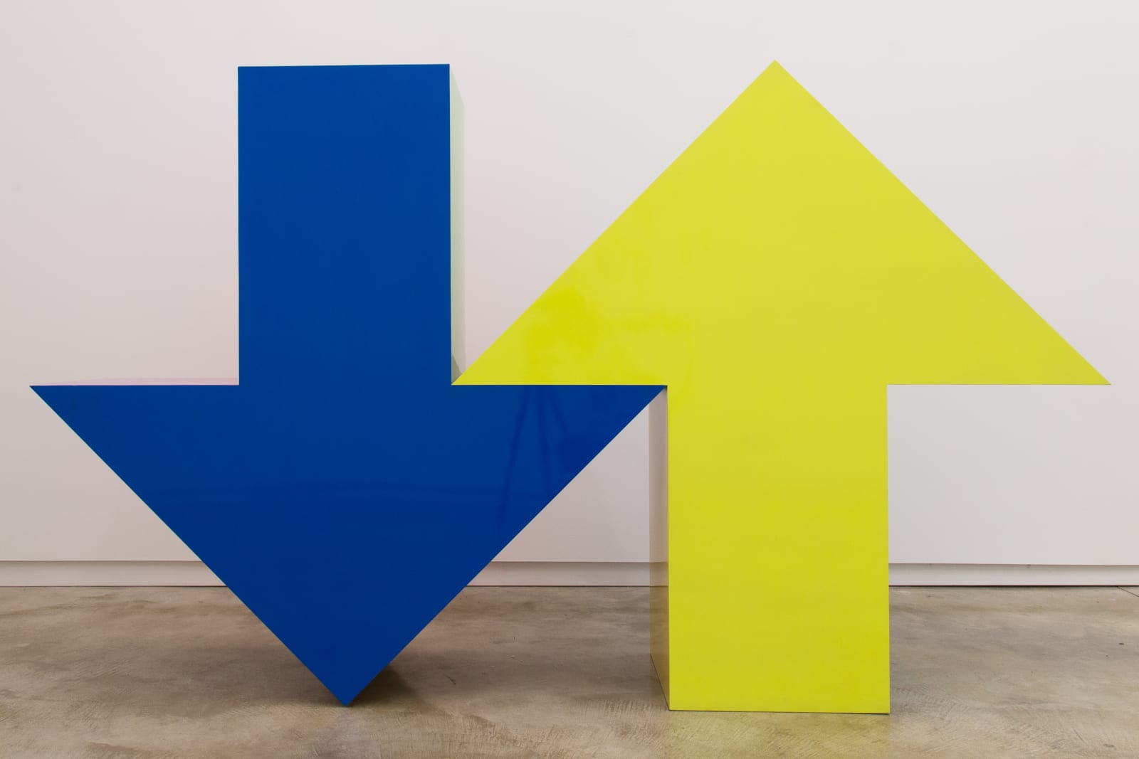 Tony Tasset, Arrow Sculpture, 2015