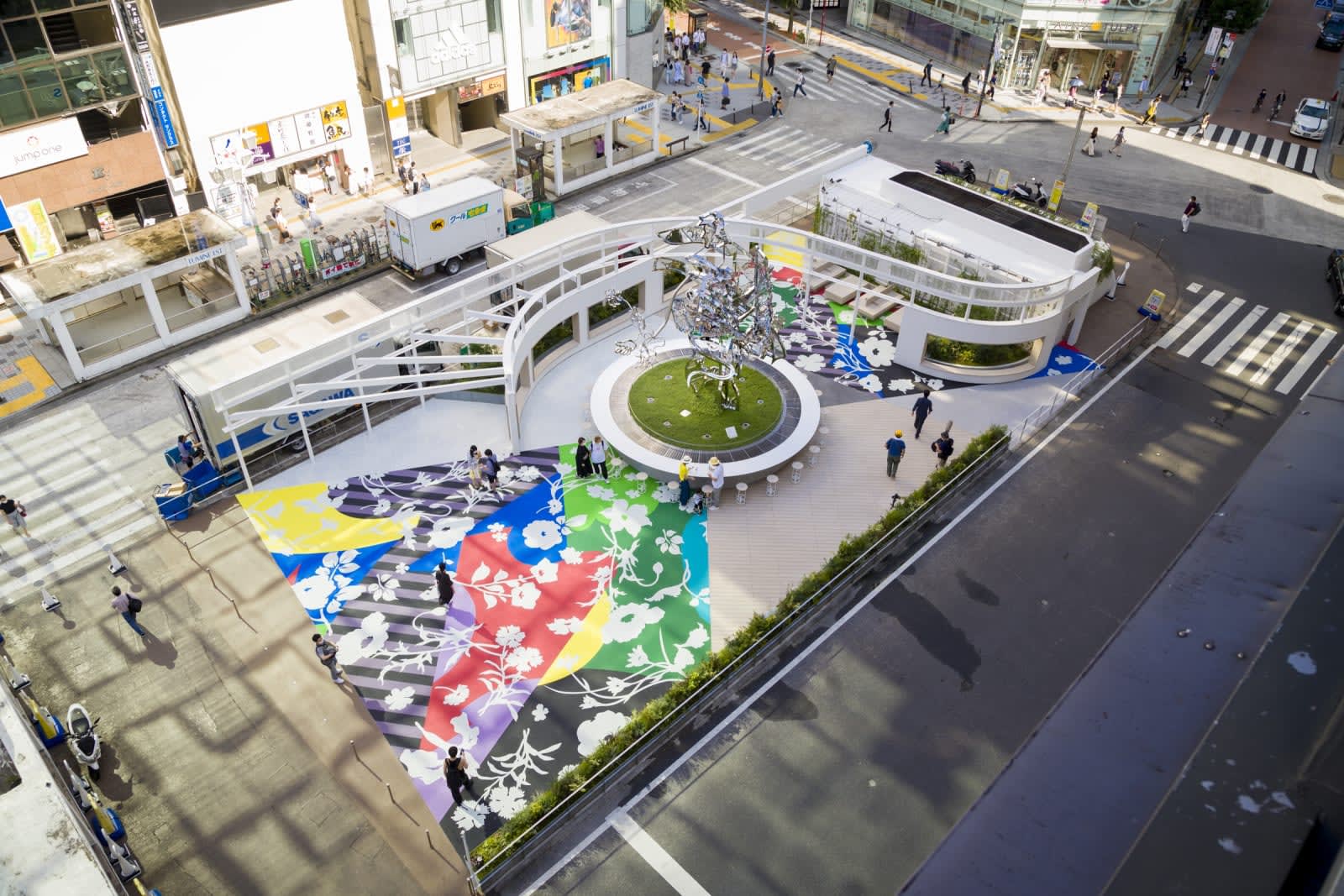 Tomokazu Matsuyama, JR Shinjuku Station East Square, 2020