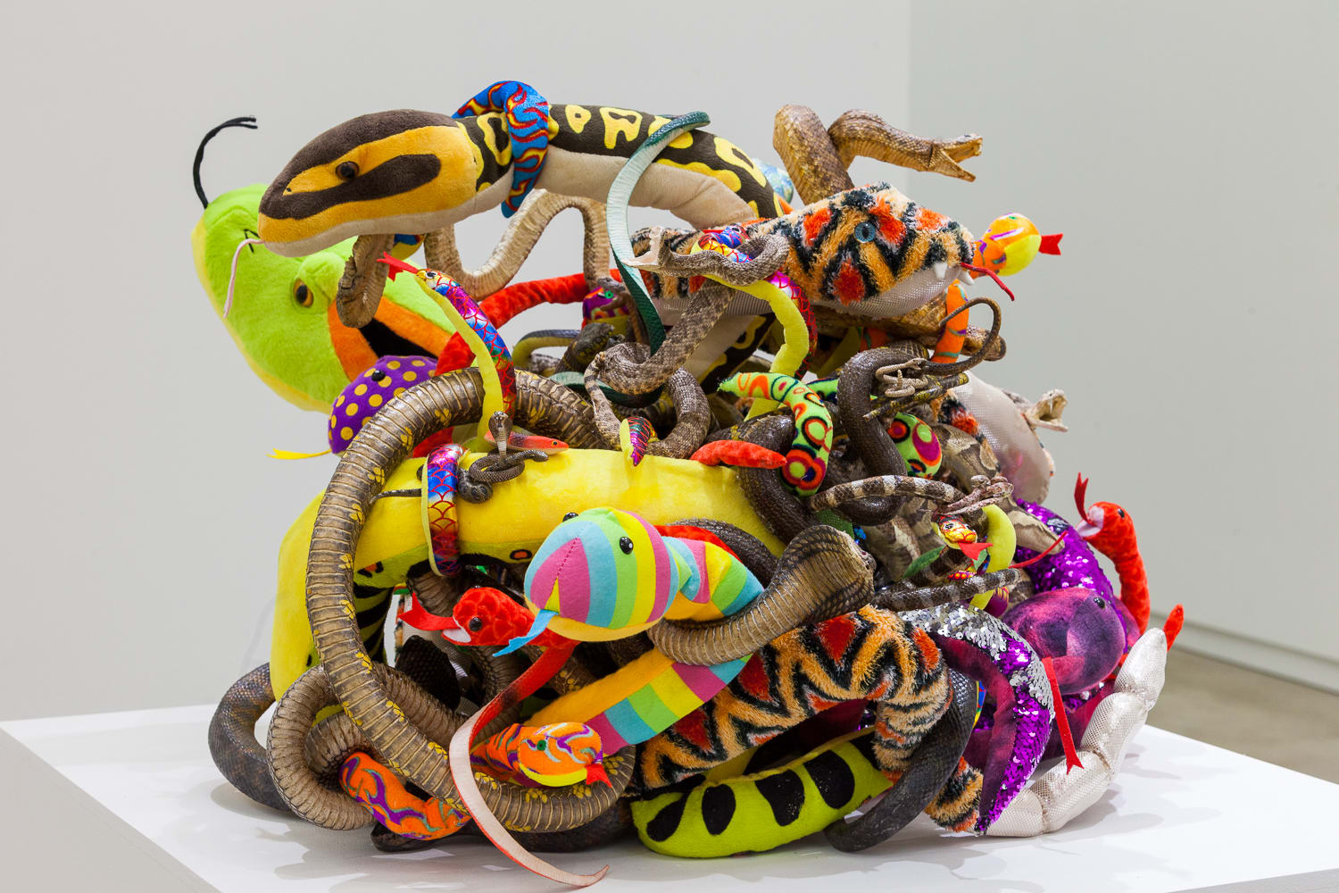 Tony Tasset, Snakes (A monument to the eternal battle between truth and fiction), 2020