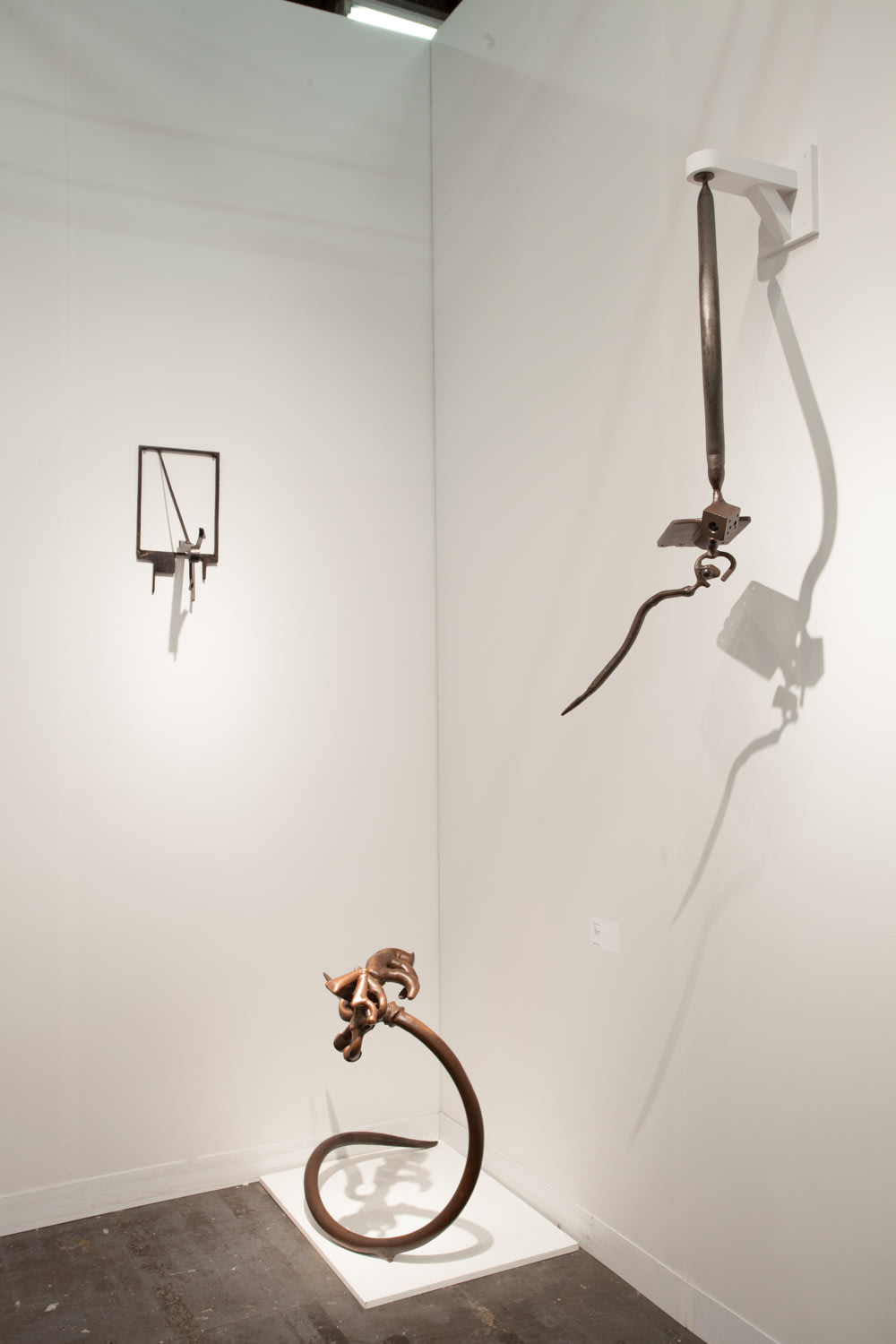 Richard Hunt, Hanging Form, 1962