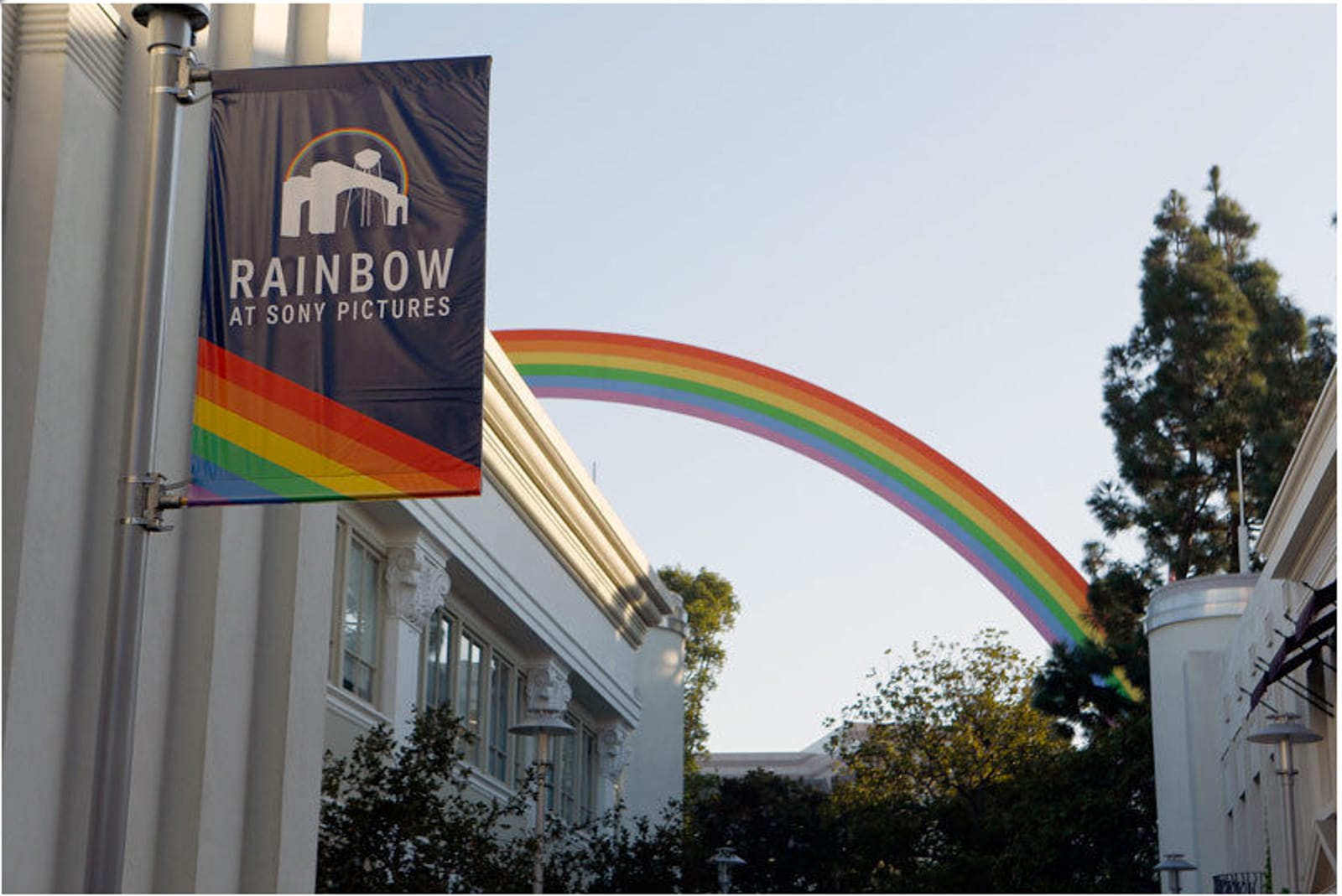 Tony Tasset, Rainbow, 2012