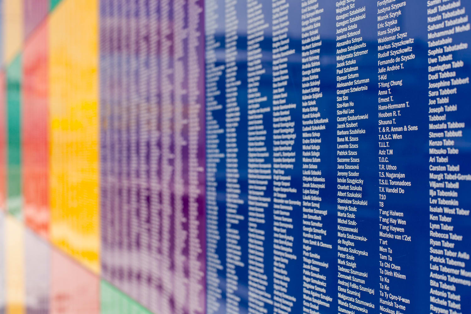 Tony Tasset, Artist Monument, 2014