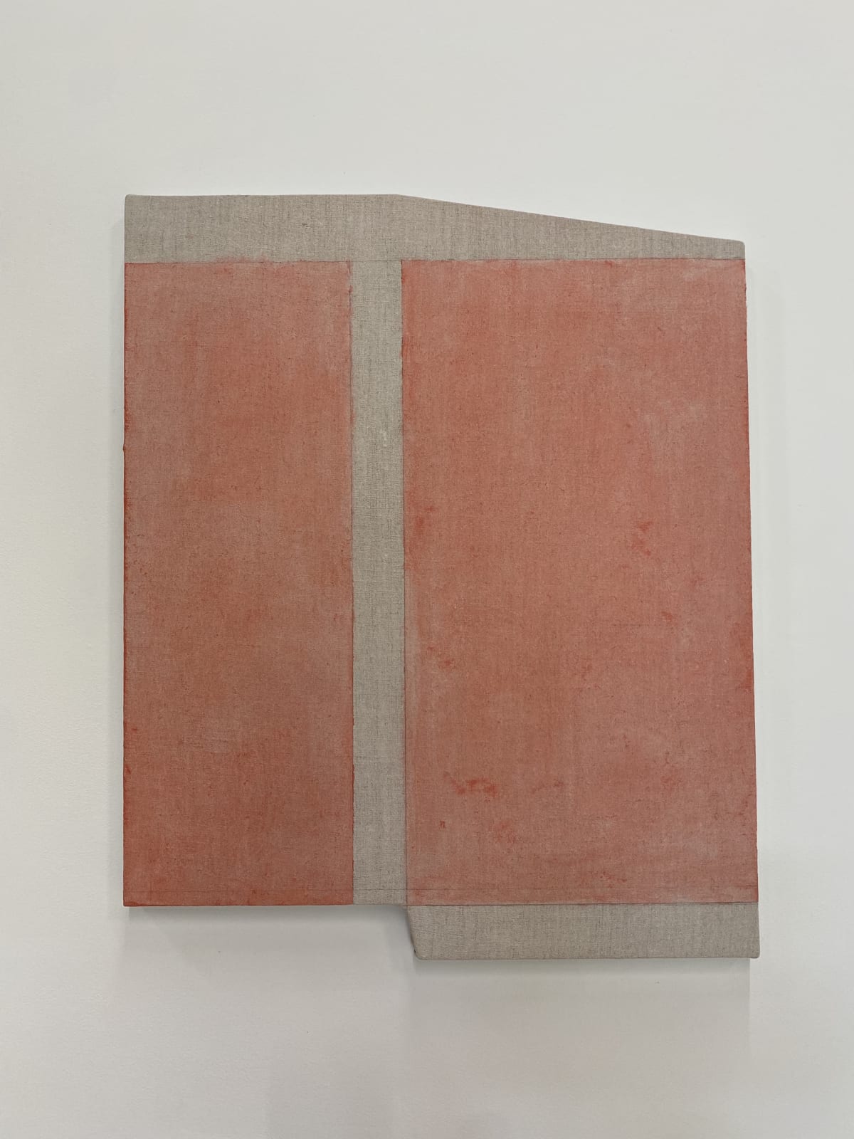 Elizabeth Gourlay (estate), Cinnabar, 2021