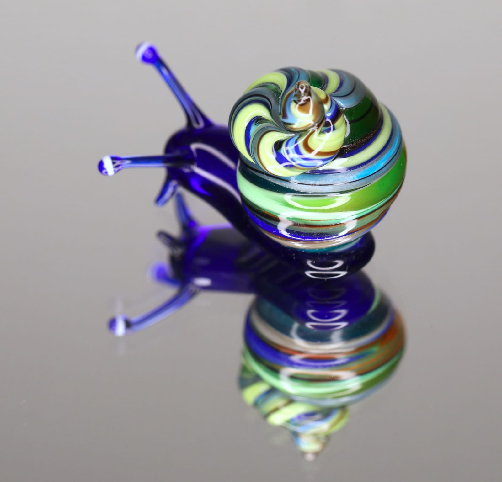 Elijah Schwartz, Green Cobalt Snail, 2020