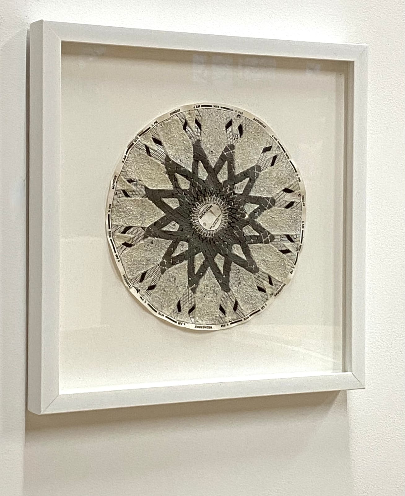 Eleanor White, Graph Mandala 002, 2018