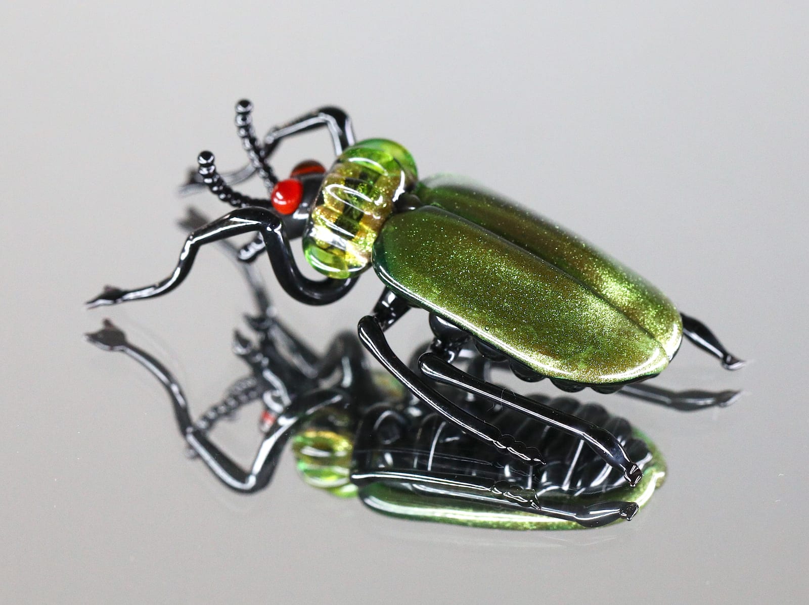 Elijah Schwartz, Green Avent Beetle, 2020