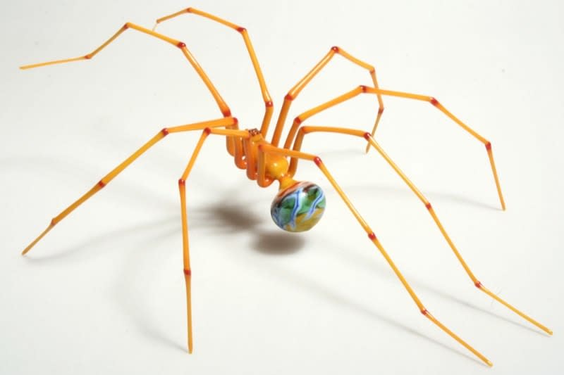 Elijah Schwartz, Yellow Spider, 2020