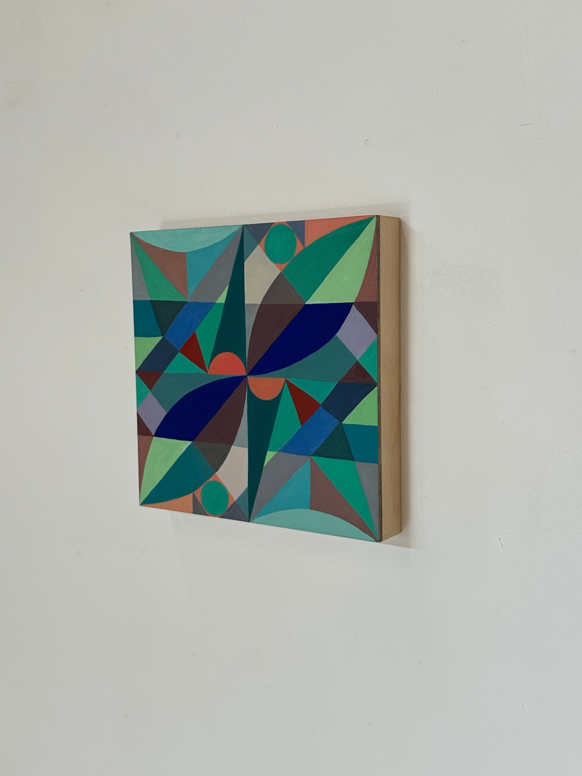 Julie Gross, Tight Space, 2017