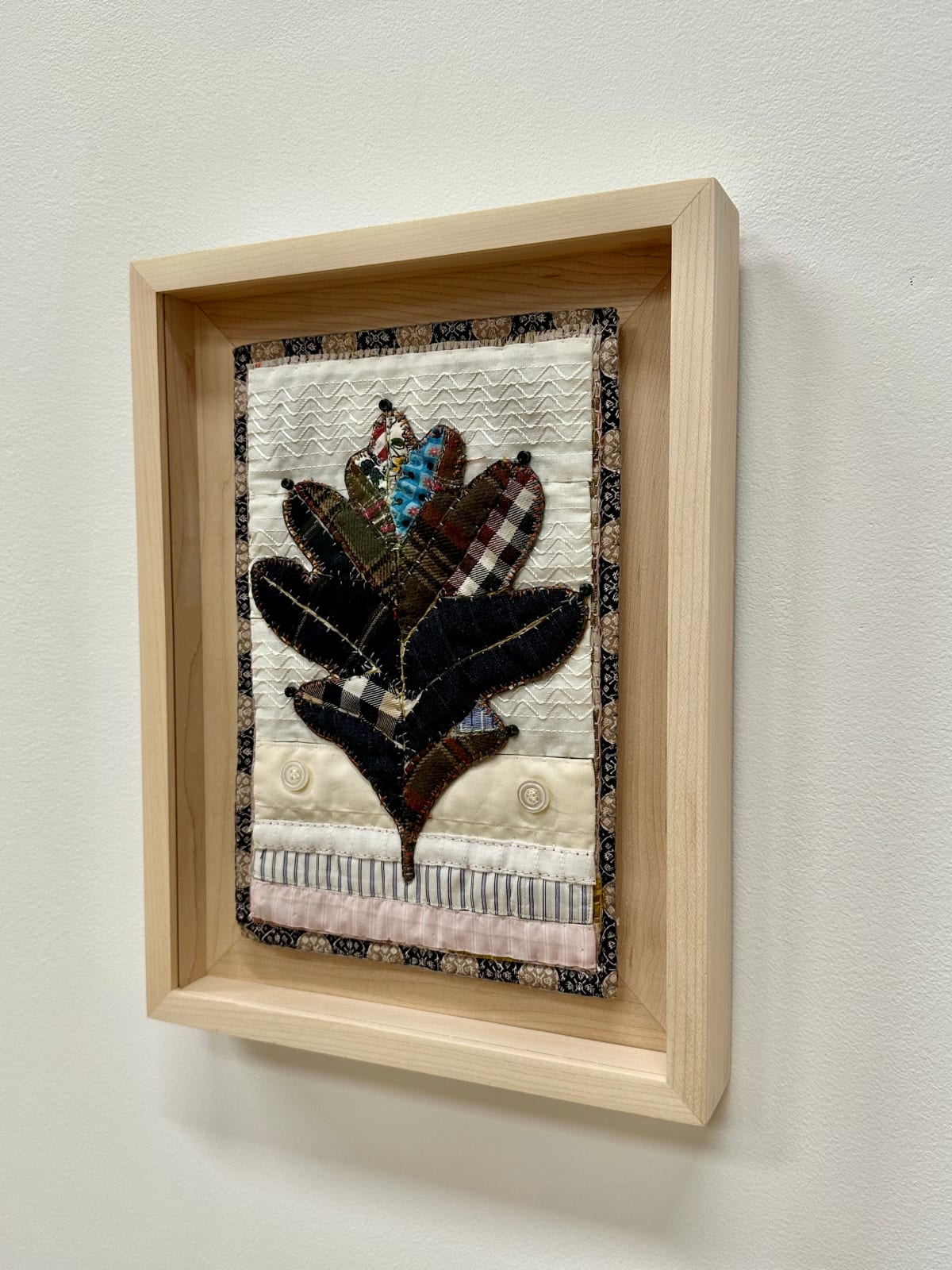 Donna Sharrett, Tailored Herbaria: Quercus alba: Pocantico River Watershed (2023 #3), 2023