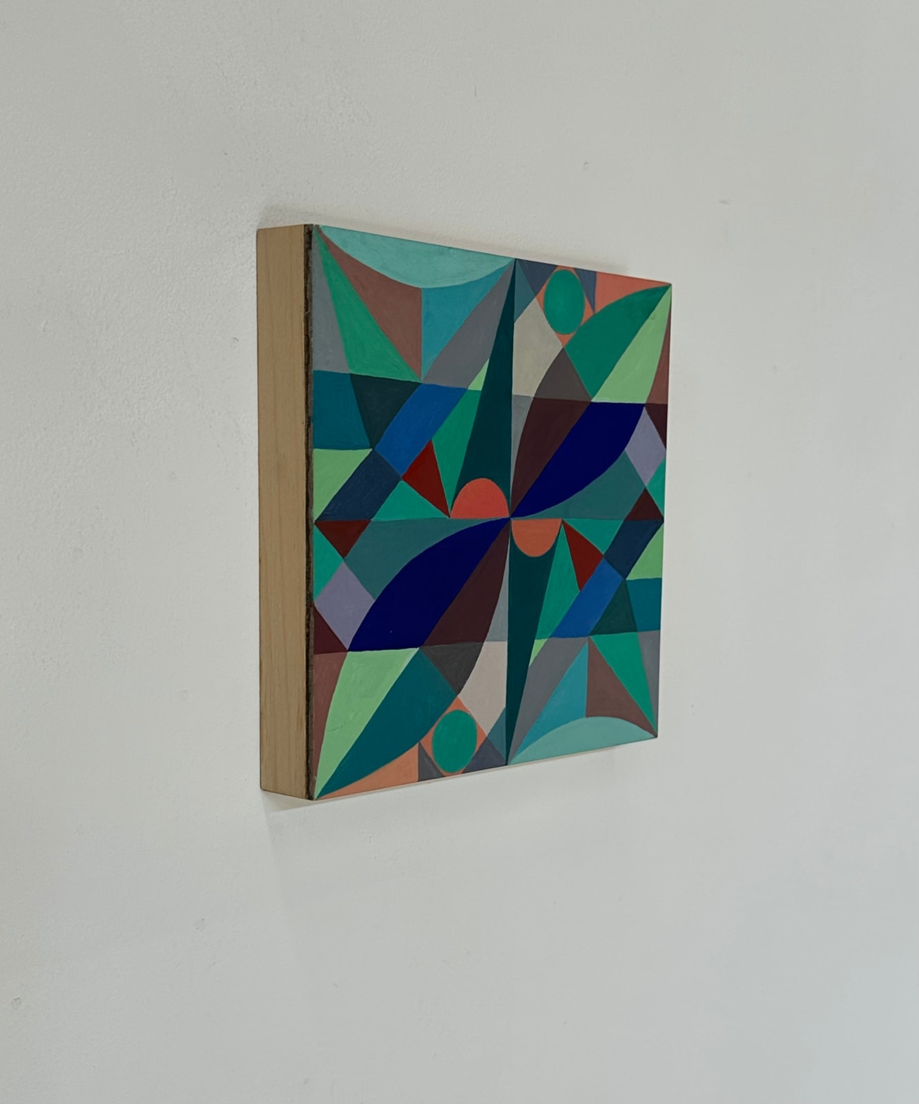 Julie Gross, Tight Space, 2017